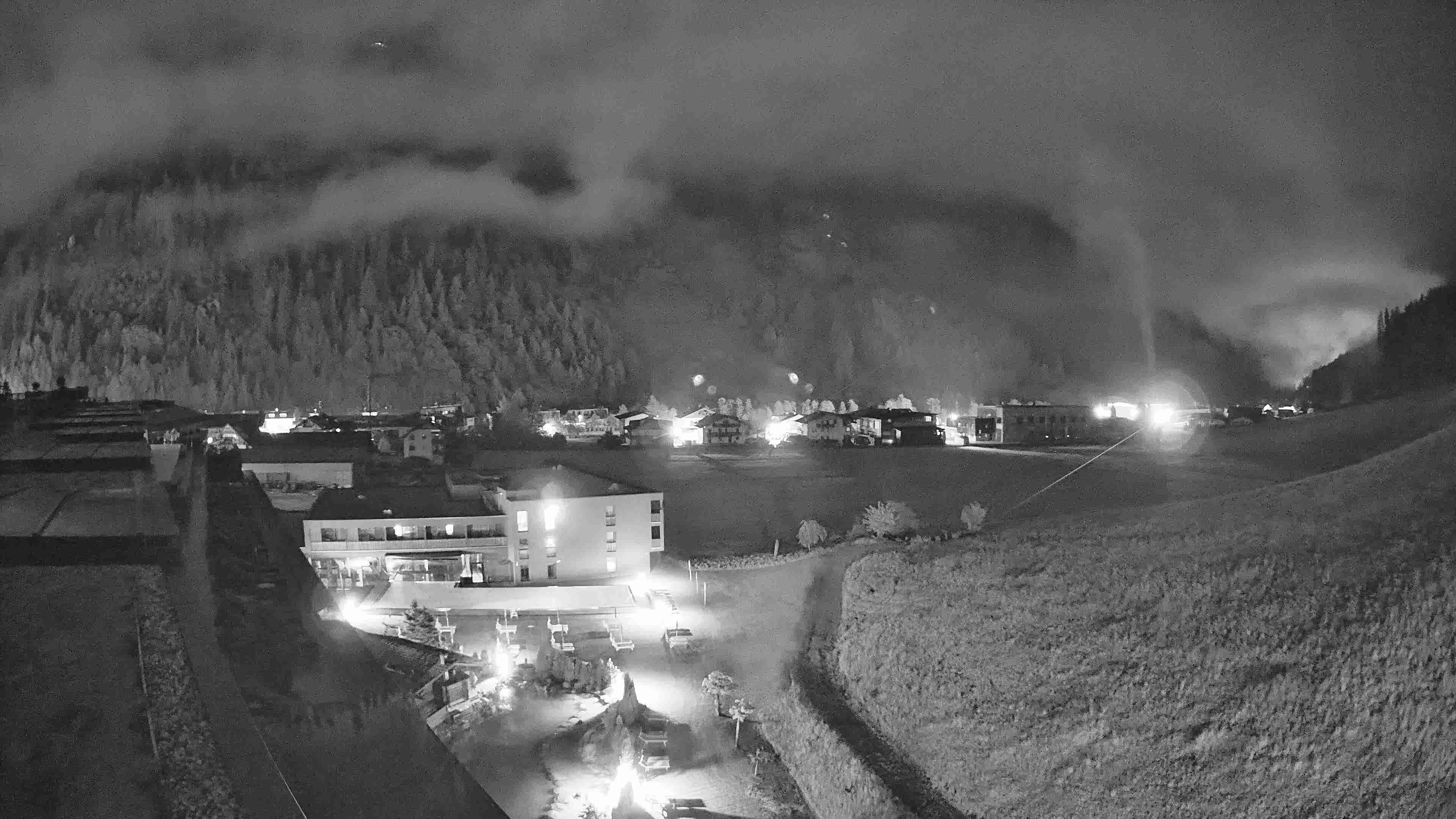 Archiv Foto Webcam Hotel Schwarzenstein/ Tauferer Ahrntal