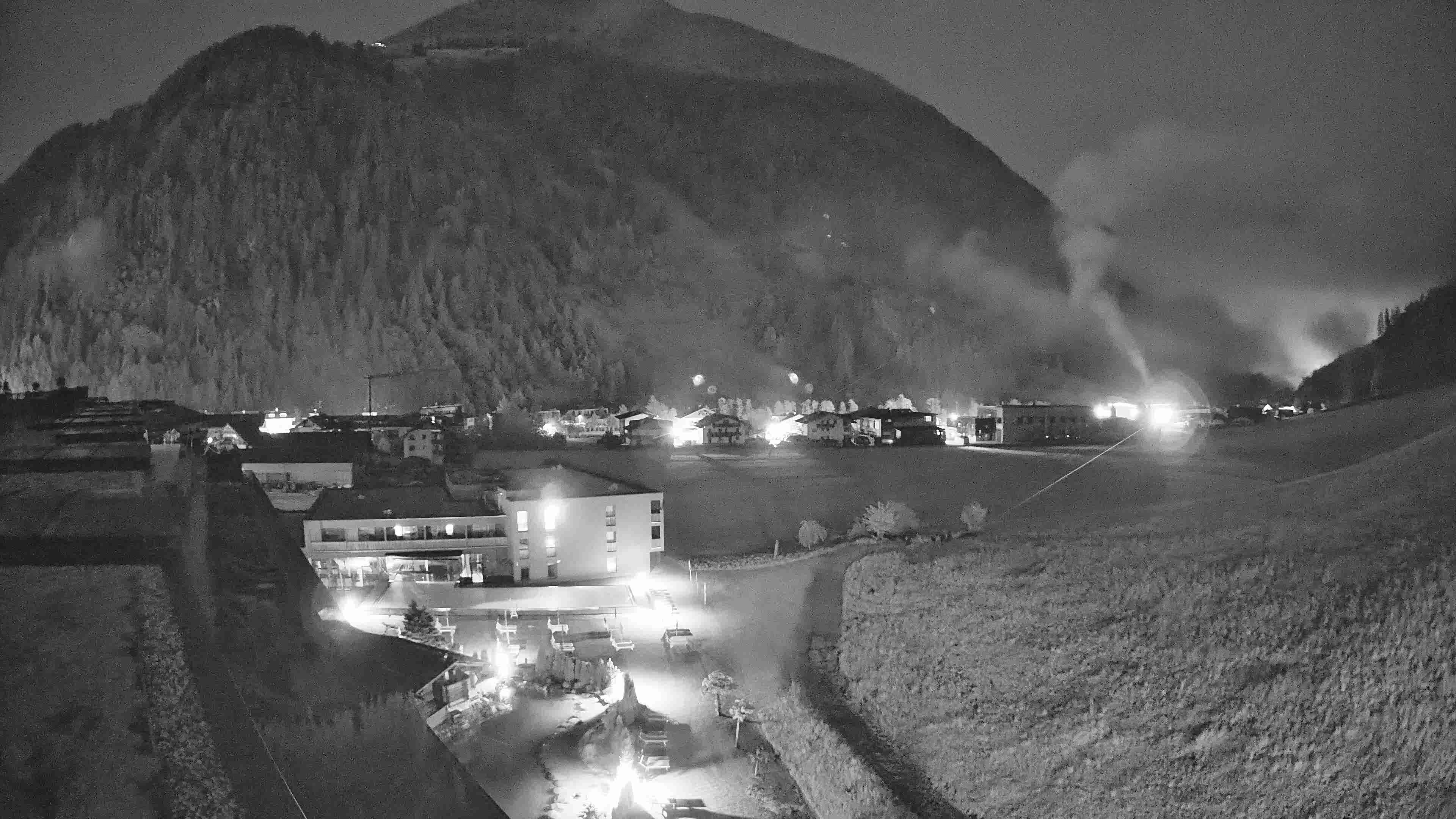 Archiv Foto Webcam Hotel Schwarzenstein/ Tauferer Ahrntal