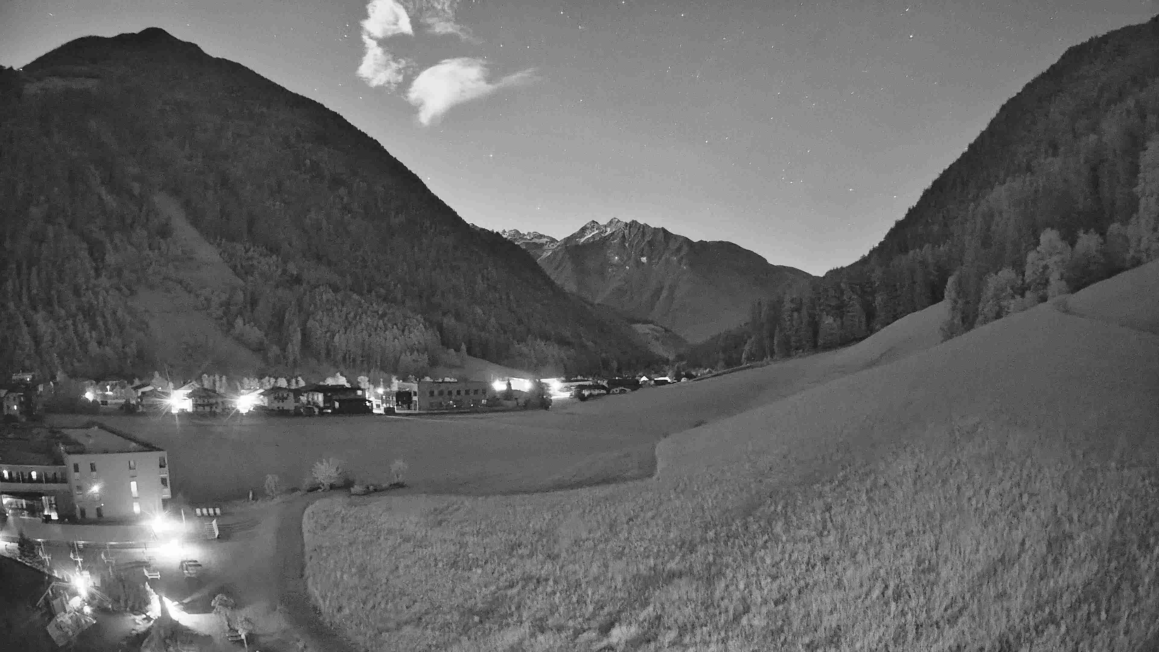 Archiv Foto Webcam Hotel Schwarzenstein/ Tauferer Ahrntal