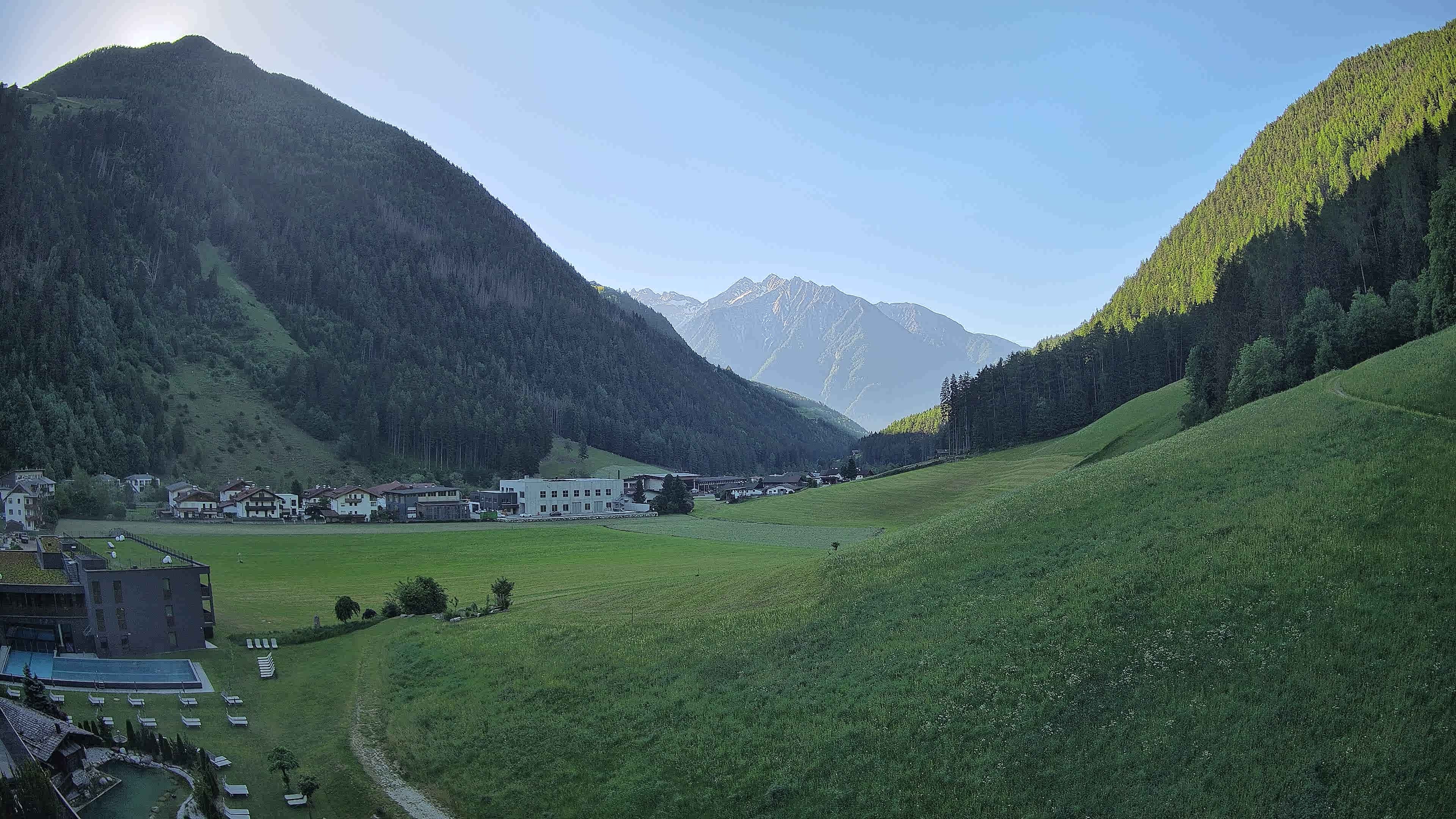Archiv Foto Webcam Hotel Schwarzenstein/ Tauferer Ahrntal