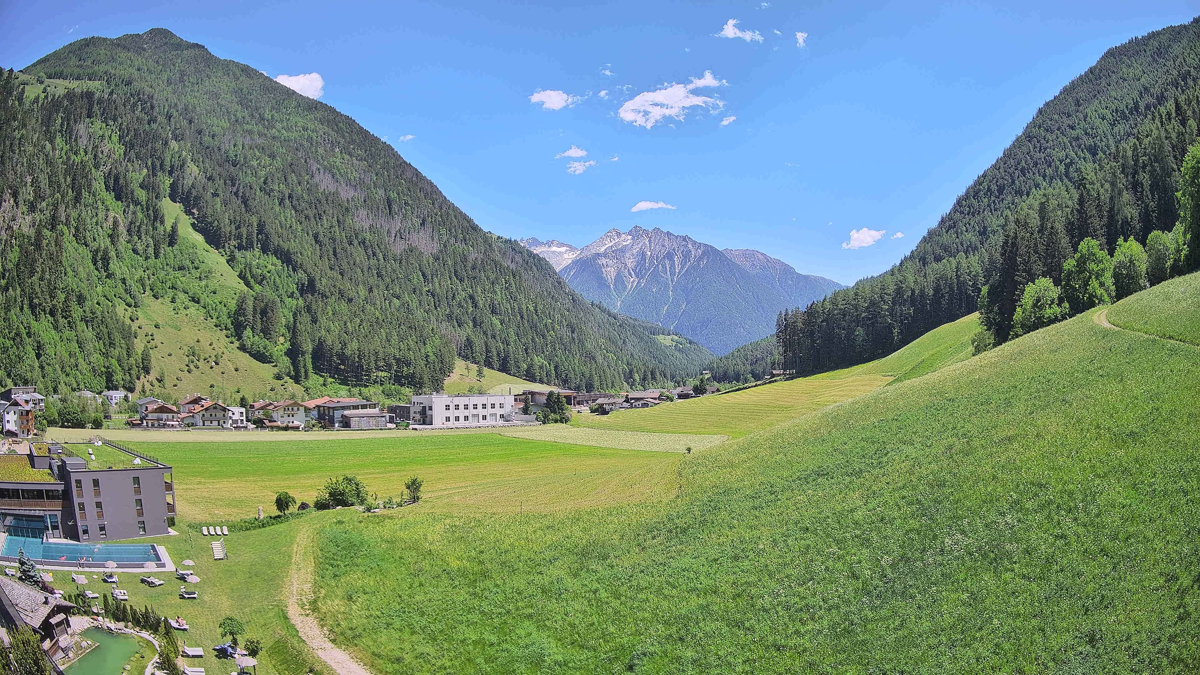 Archiv Foto Webcam Hotel Schwarzenstein/ Tauferer Ahrntal