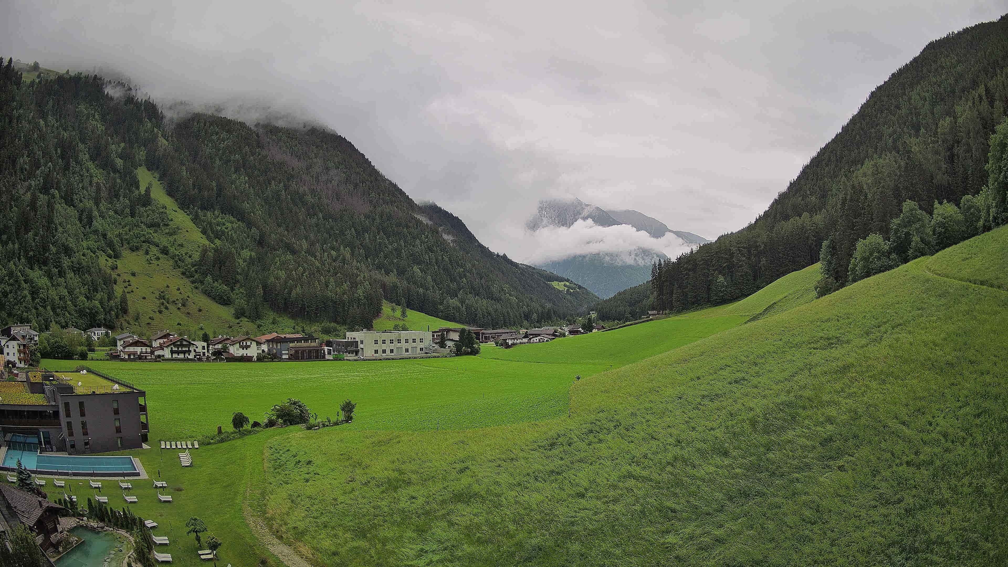 Archiv Foto Webcam Hotel Schwarzenstein/ Tauferer Ahrntal