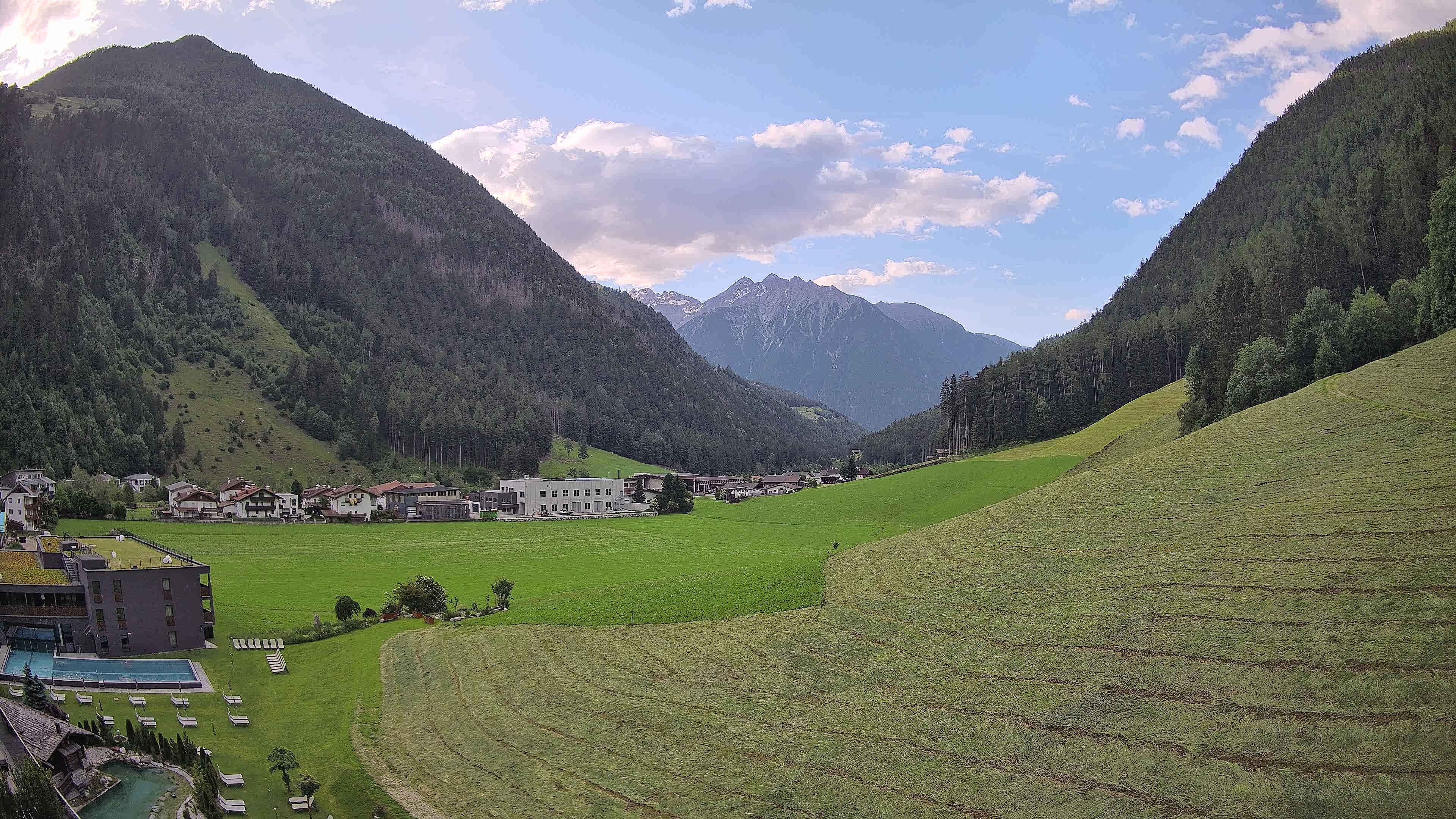 Archiv Foto Webcam Hotel Schwarzenstein/ Tauferer Ahrntal