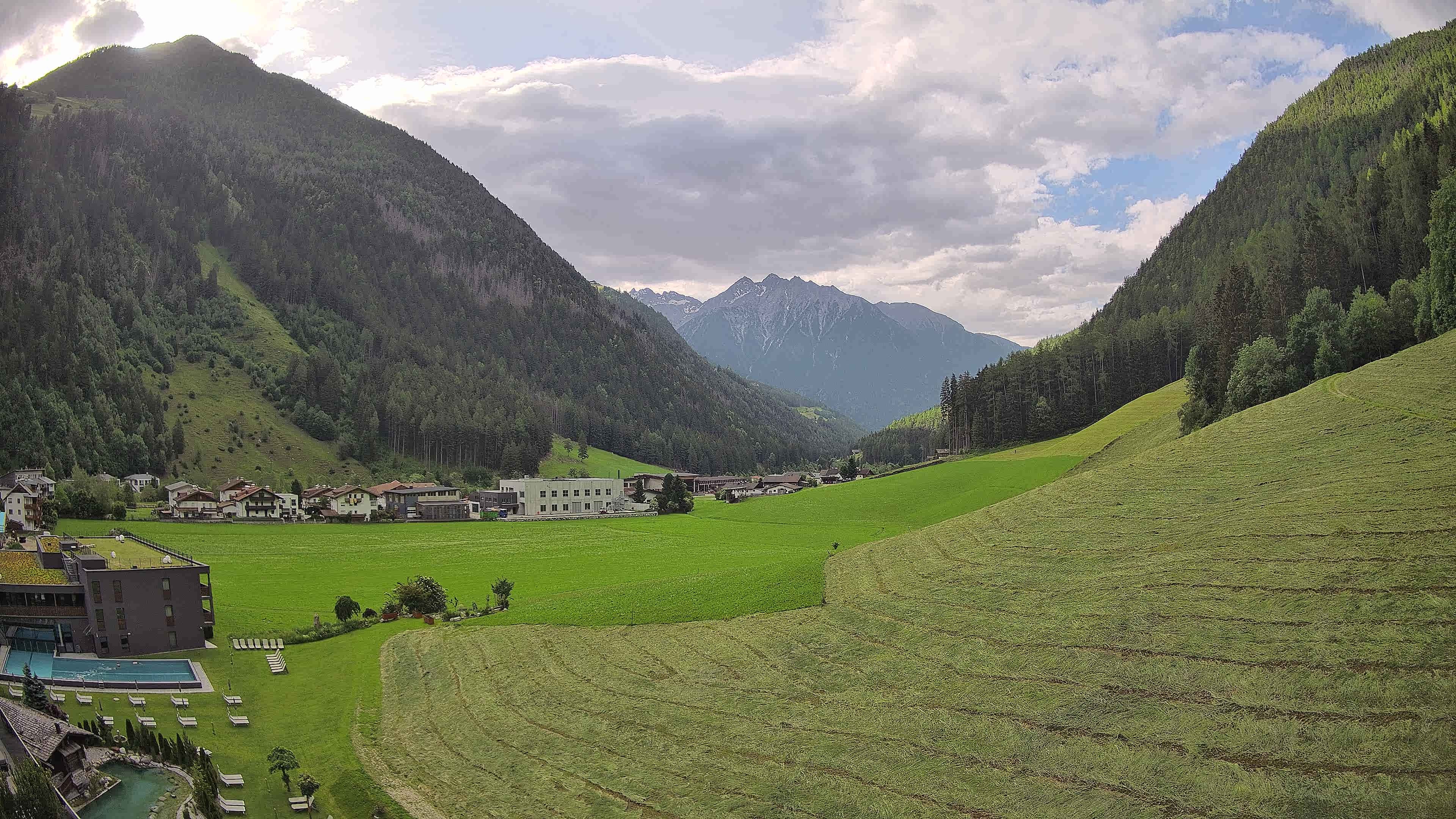 Archiv Foto Webcam Hotel Schwarzenstein/ Tauferer Ahrntal