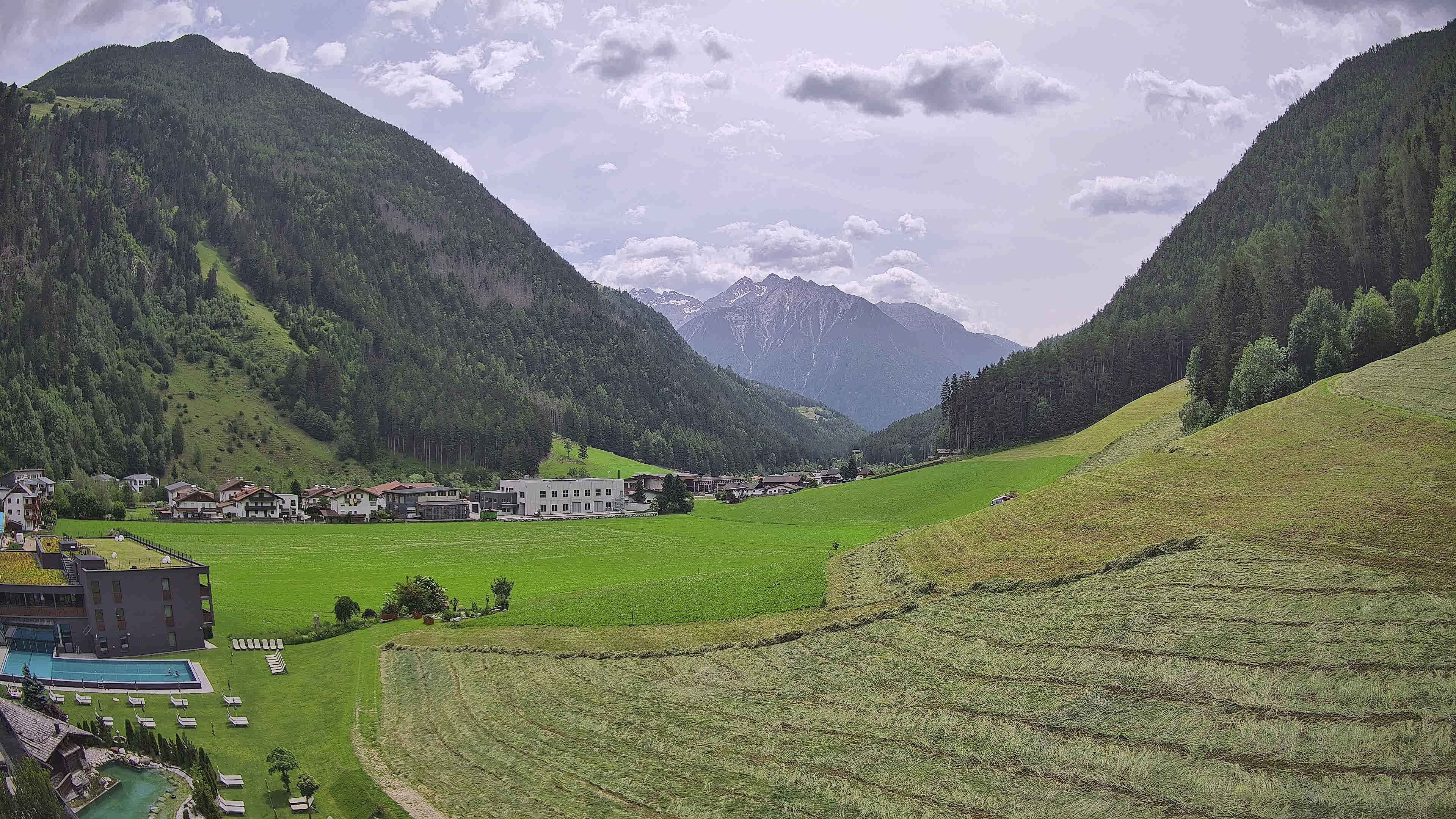 Archiv Foto Webcam Hotel Schwarzenstein/ Tauferer Ahrntal