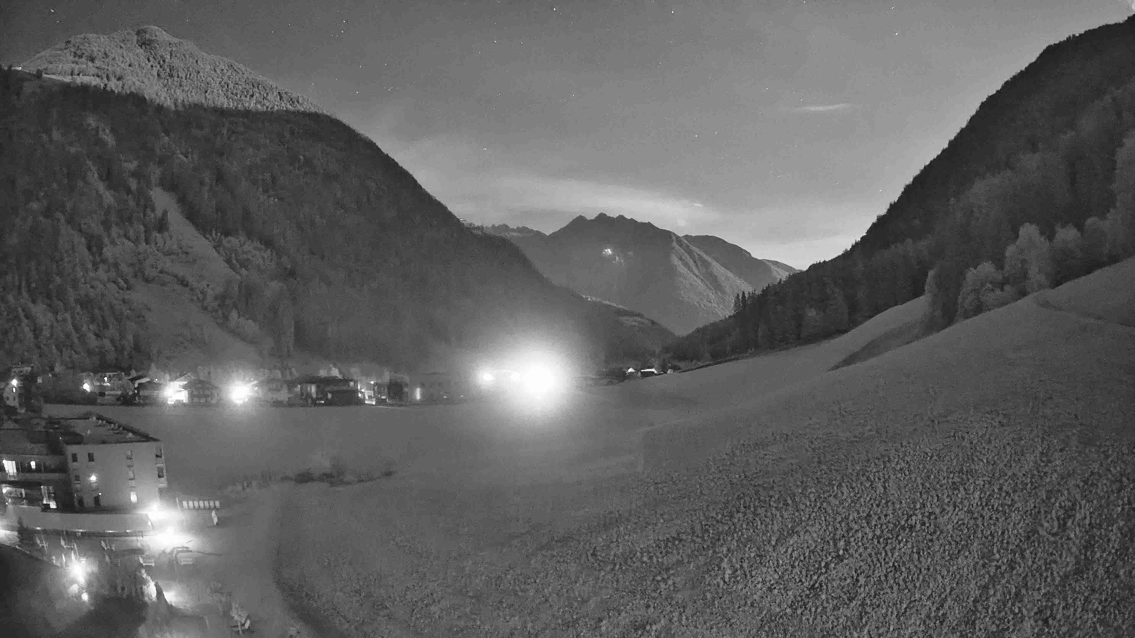Archiv Foto Webcam Hotel Schwarzenstein/ Tauferer Ahrntal