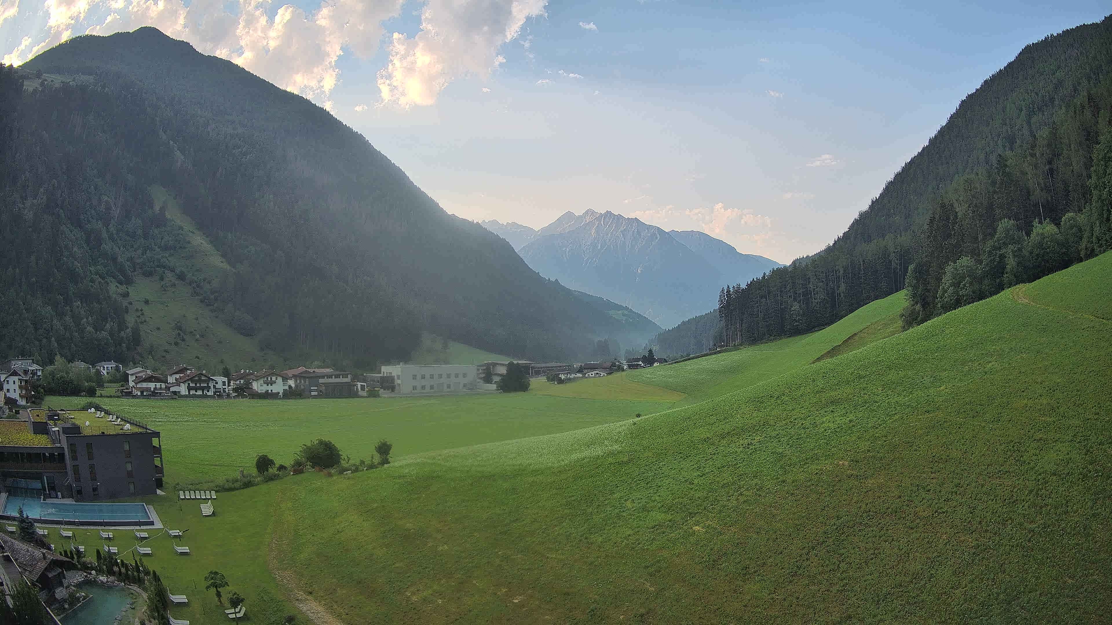 Archiv Foto Webcam Hotel Schwarzenstein/ Tauferer Ahrntal