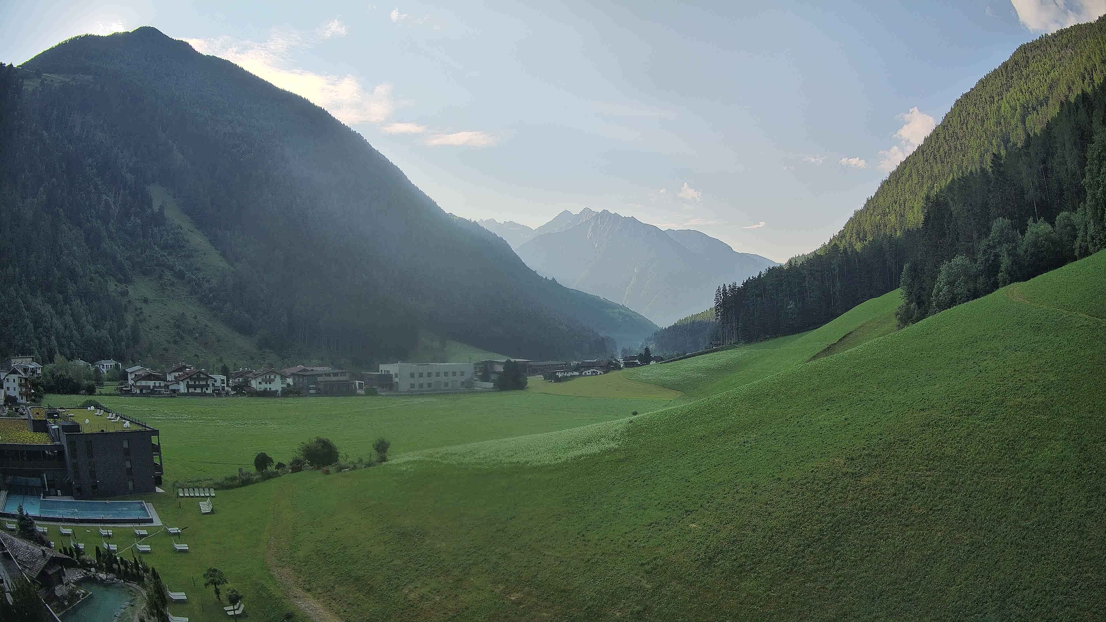 Archiv Foto Webcam Hotel Schwarzenstein/ Tauferer Ahrntal