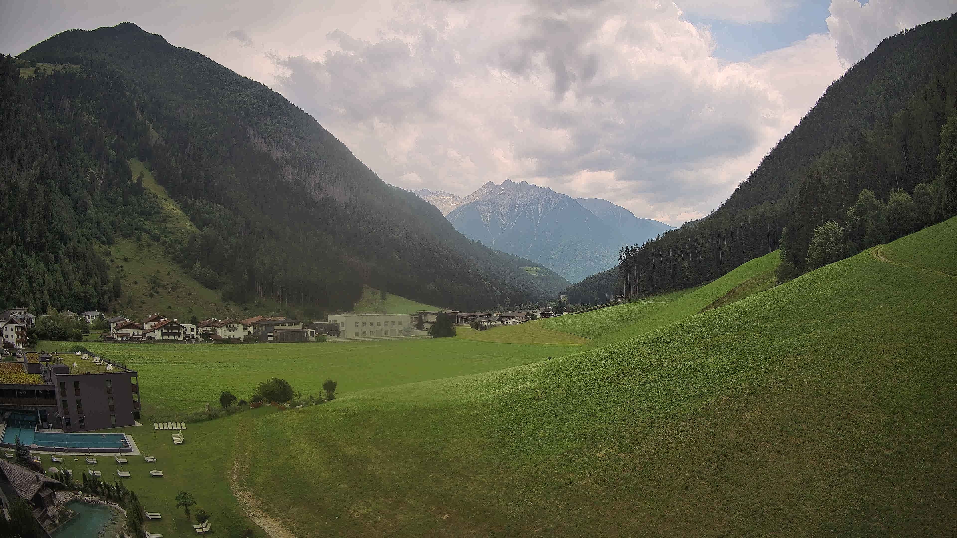 Archiv Foto Webcam Hotel Schwarzenstein/ Tauferer Ahrntal