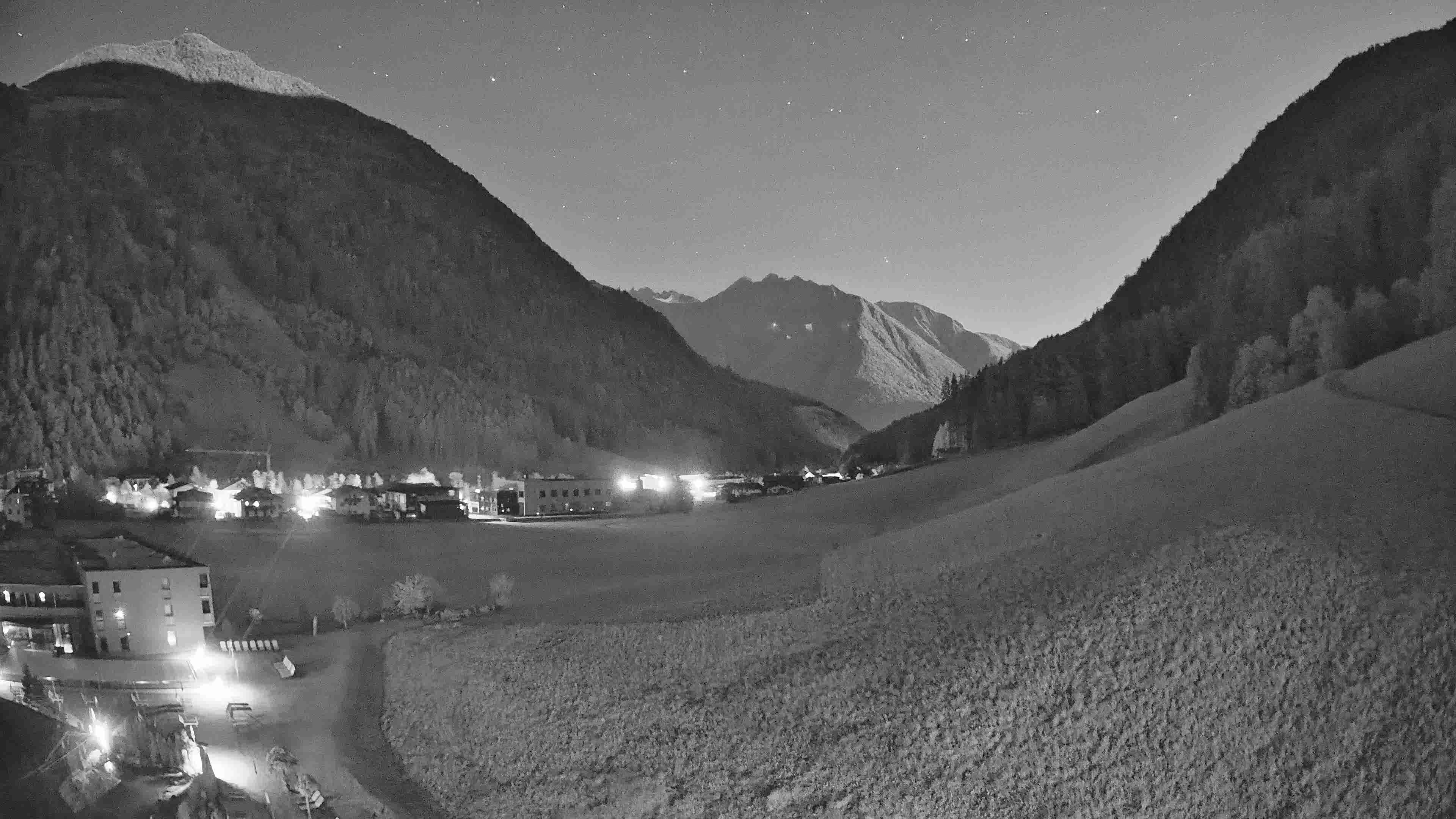 Archiv Foto Webcam Hotel Schwarzenstein/ Tauferer Ahrntal