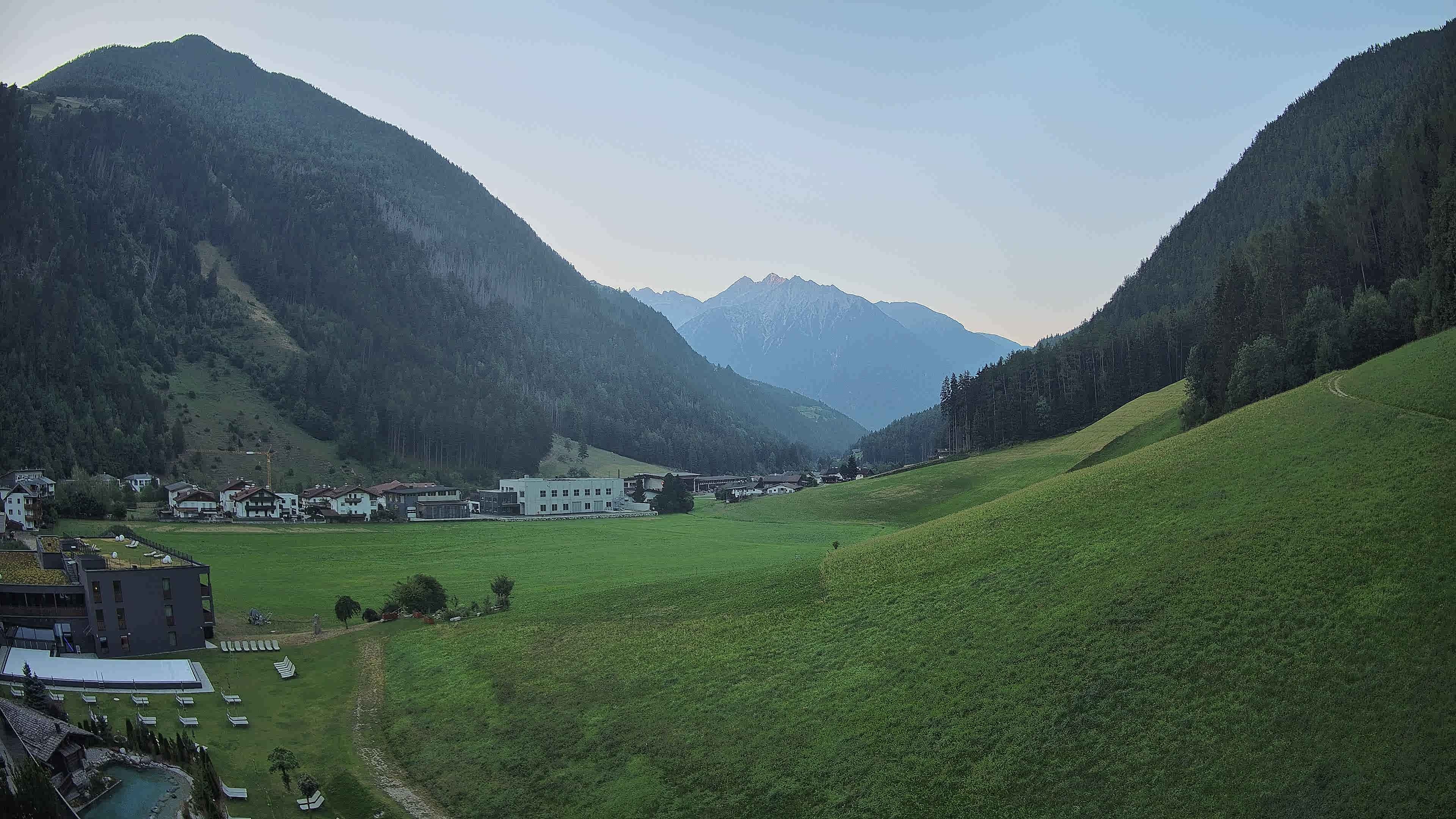 Archiv Foto Webcam Hotel Schwarzenstein/ Tauferer Ahrntal