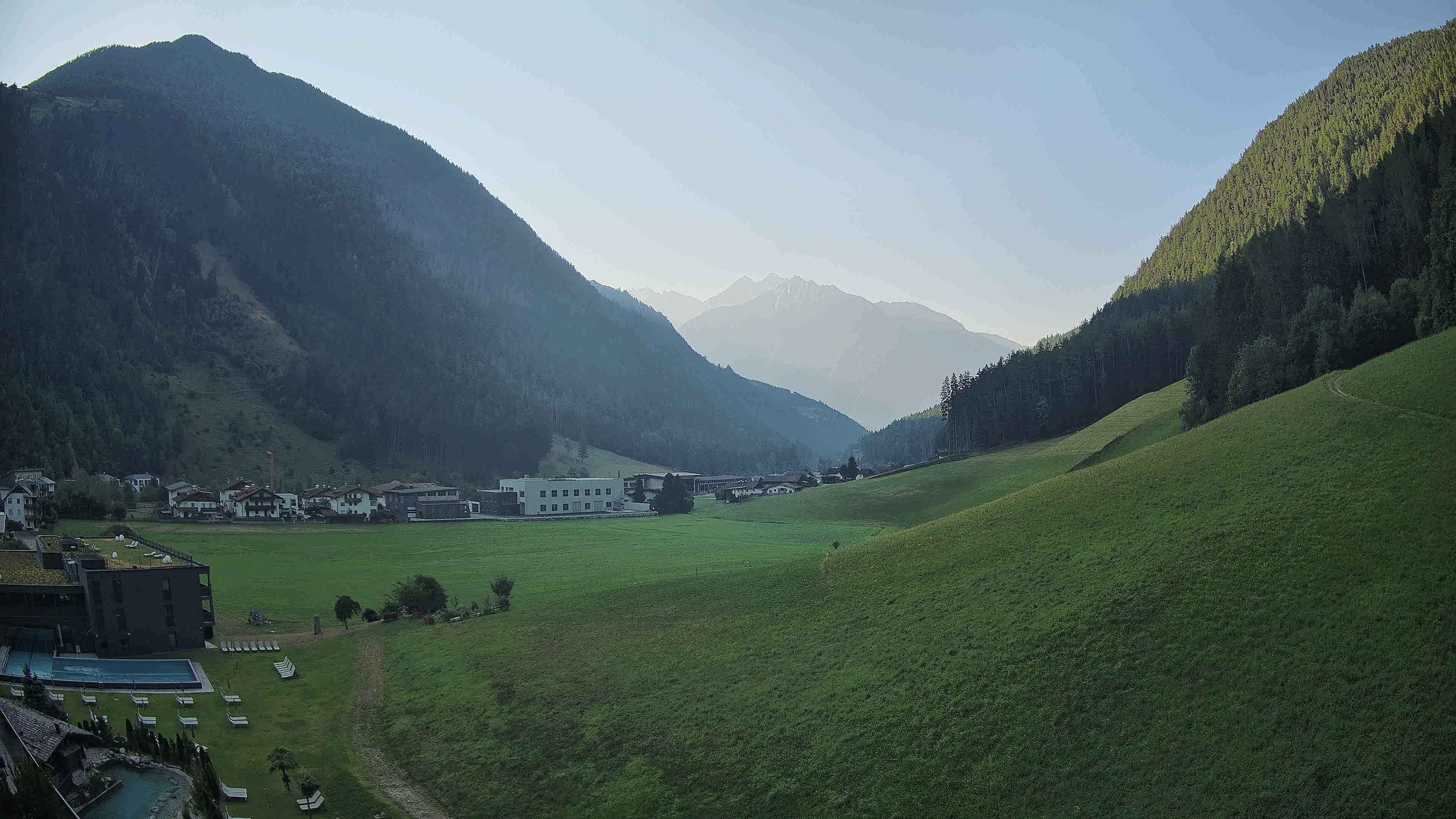 Archiv Foto Webcam Hotel Schwarzenstein/ Tauferer Ahrntal