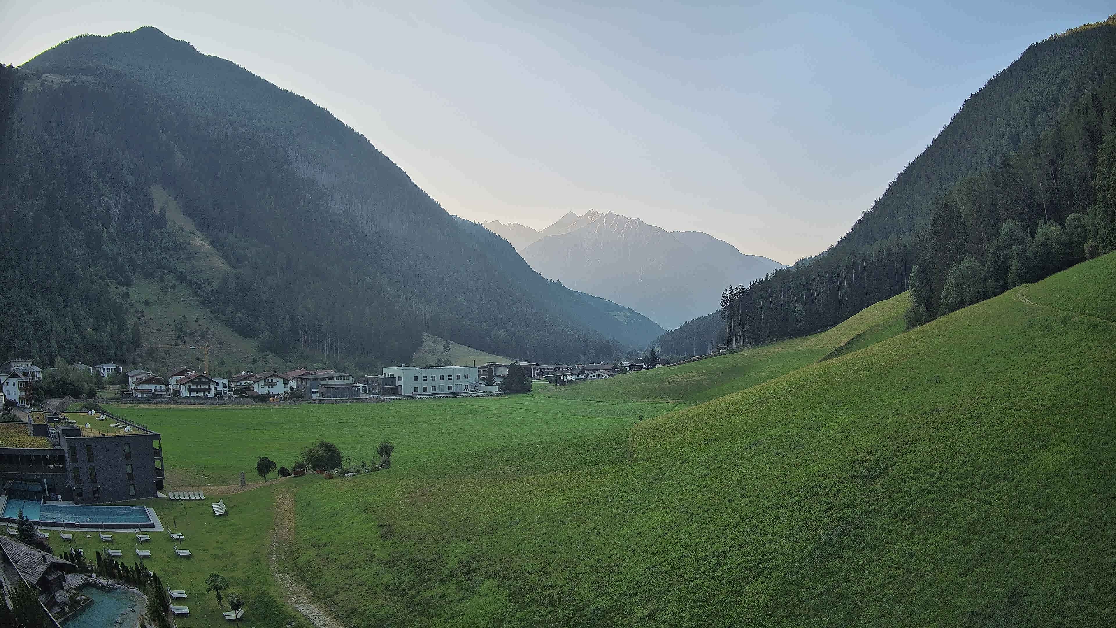 Archiv Foto Webcam Hotel Schwarzenstein/ Tauferer Ahrntal