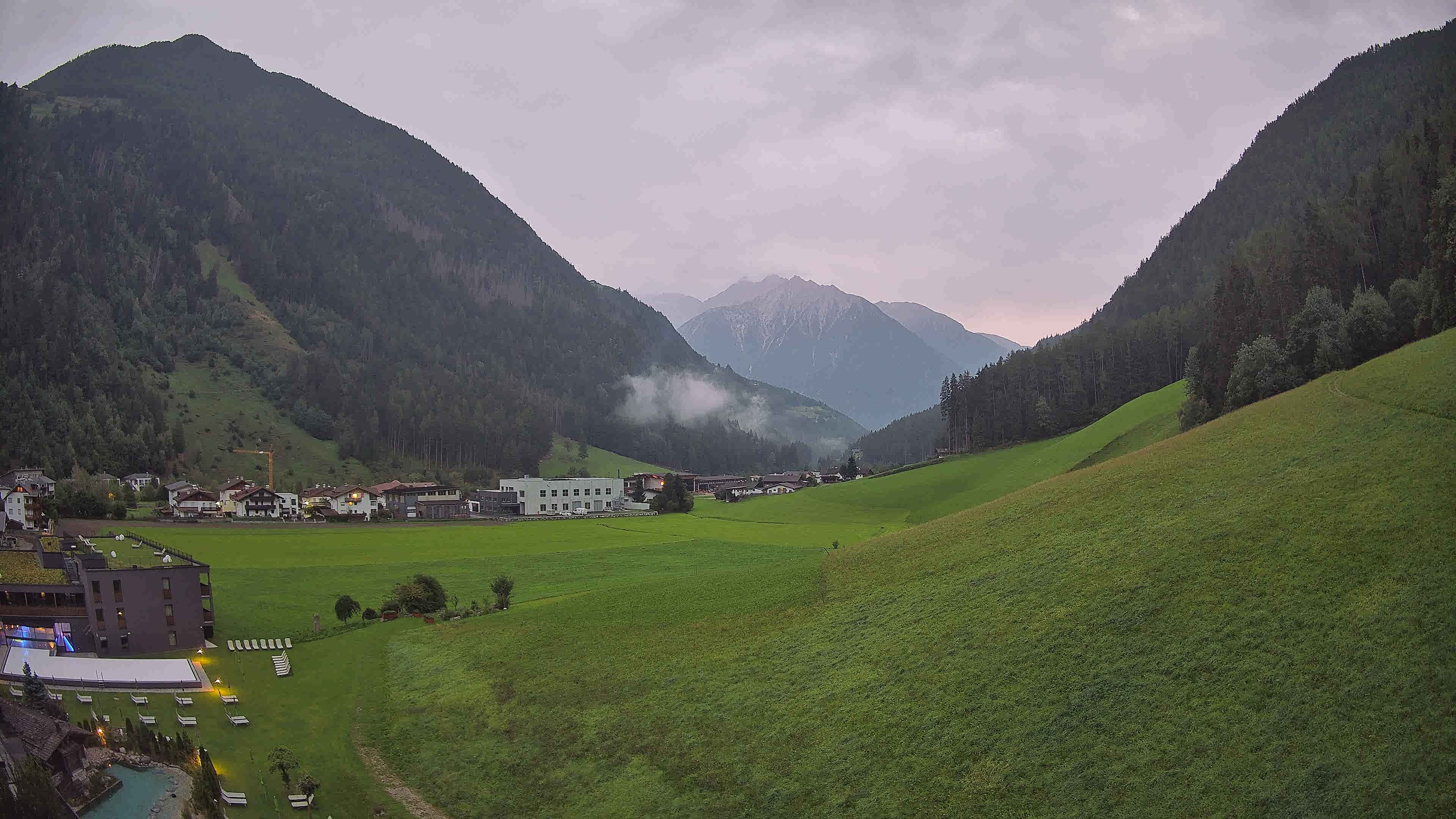Archiv Foto Webcam Hotel Schwarzenstein/ Tauferer Ahrntal