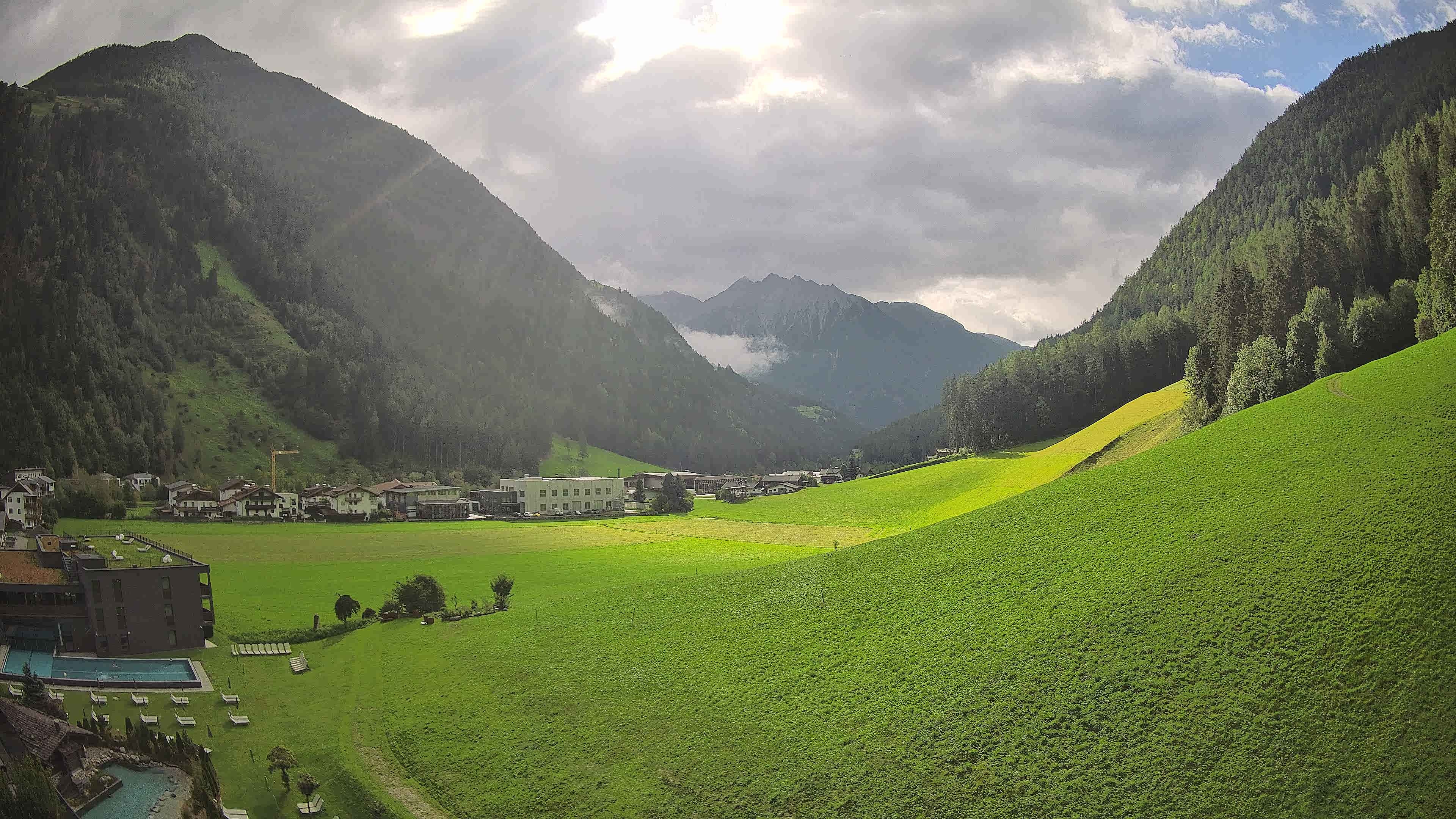 Archiv Foto Webcam Hotel Schwarzenstein/ Tauferer Ahrntal