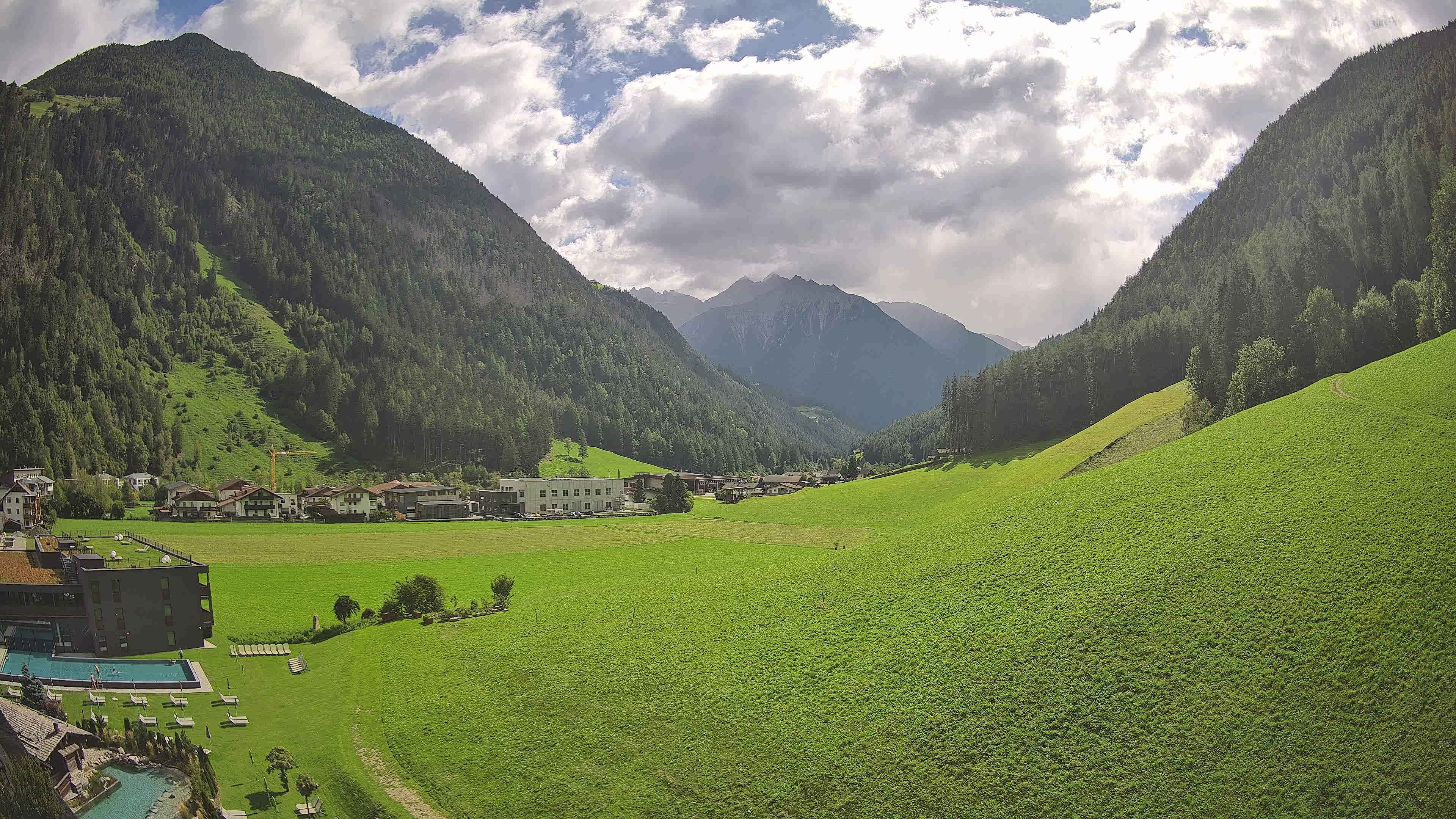 Archiv Foto Webcam Hotel Schwarzenstein/ Tauferer Ahrntal