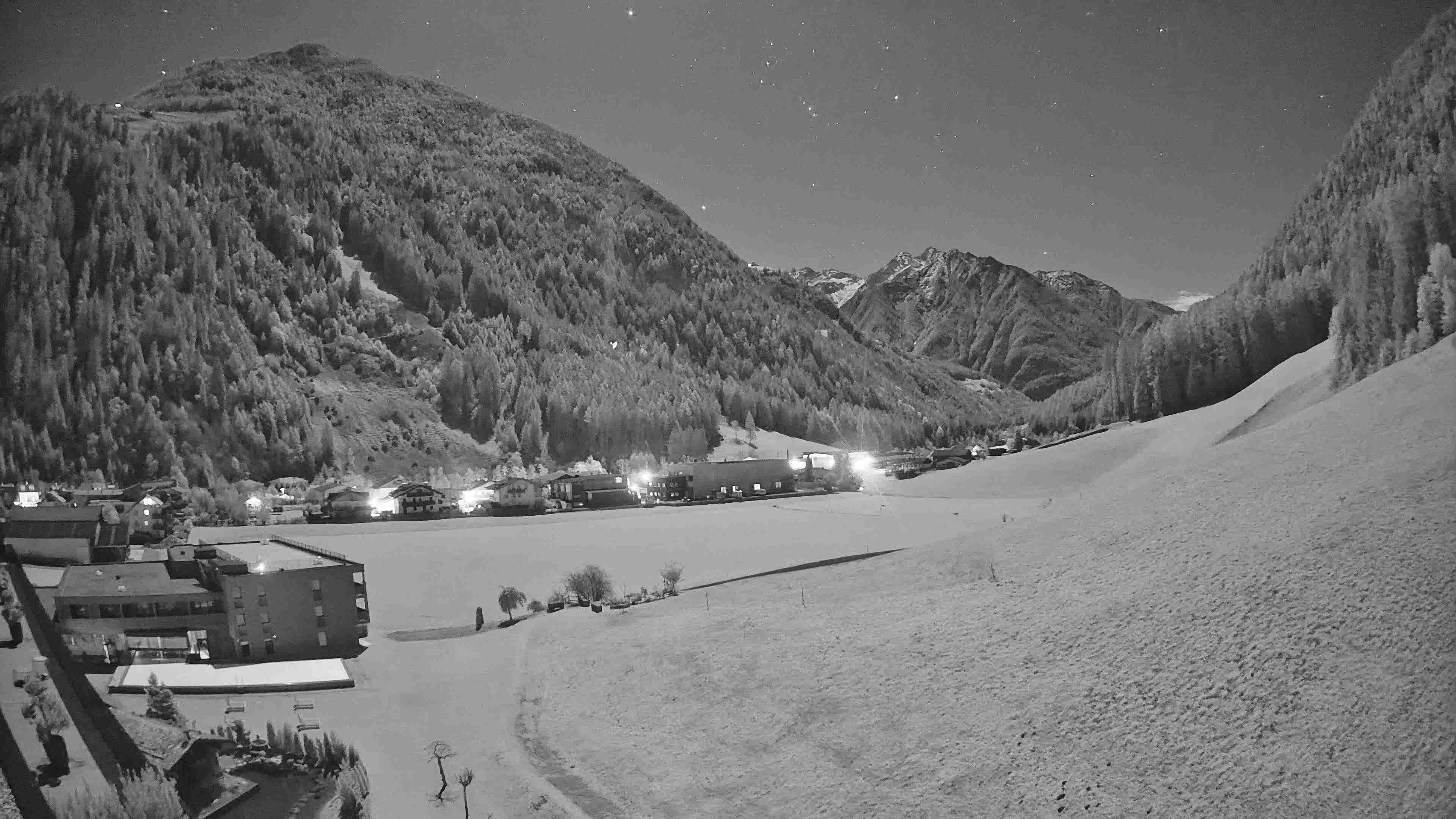 Archiv Foto Webcam Hotel Schwarzenstein/ Tauferer Ahrntal