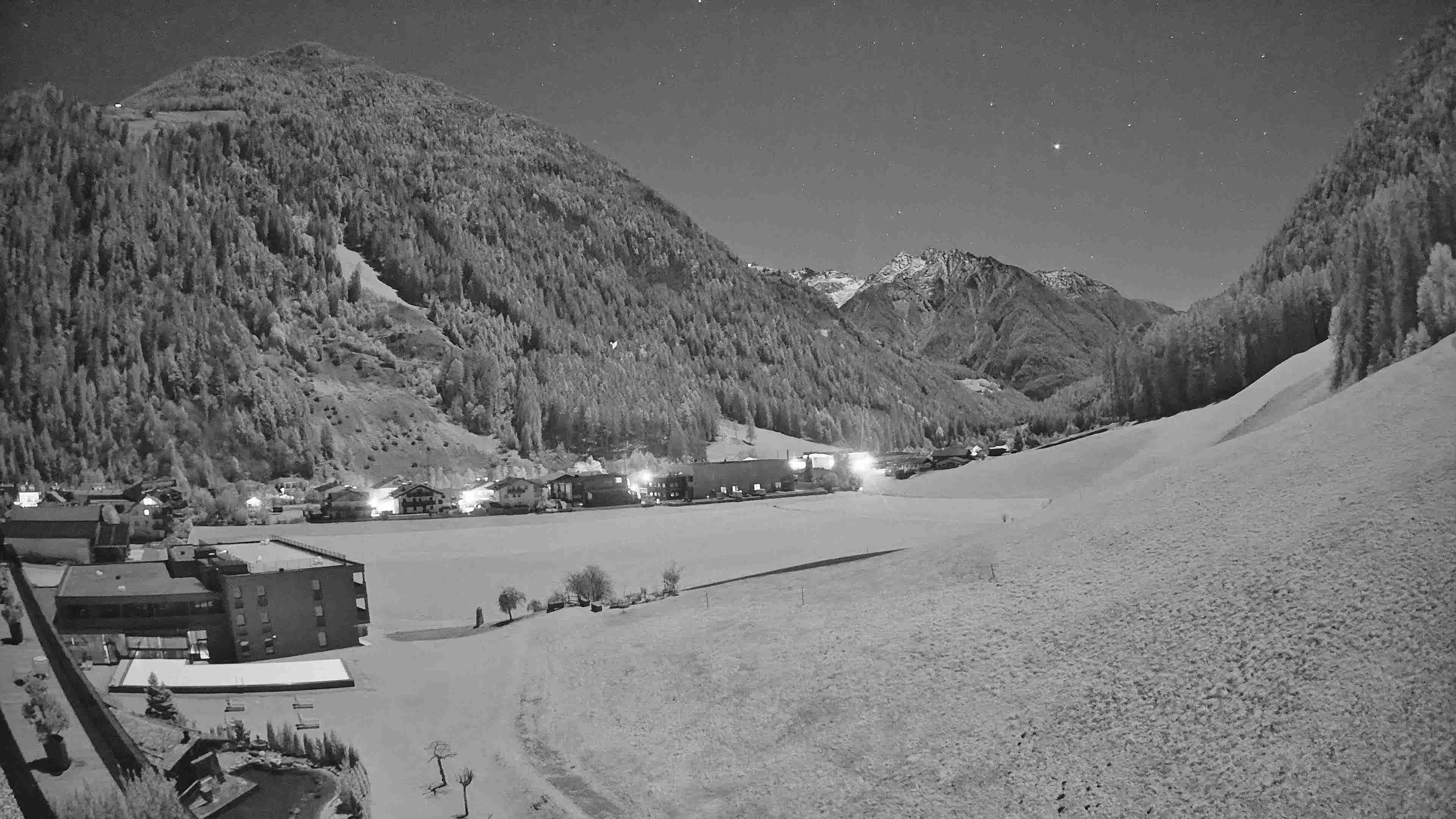 Archiv Foto Webcam Hotel Schwarzenstein/ Tauferer Ahrntal