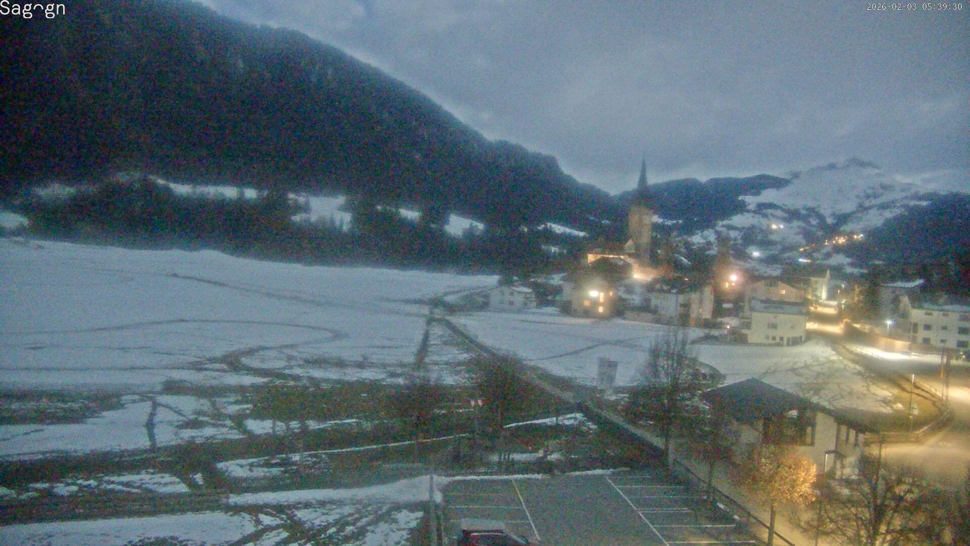 Archived image Webcam Sagogn next to Flims