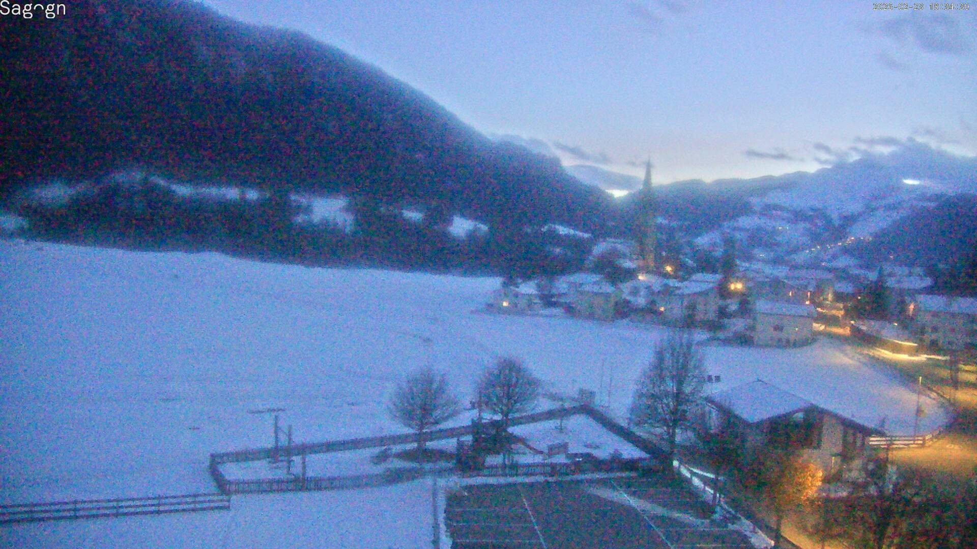 Archived image Webcam Sagogn next to Flims