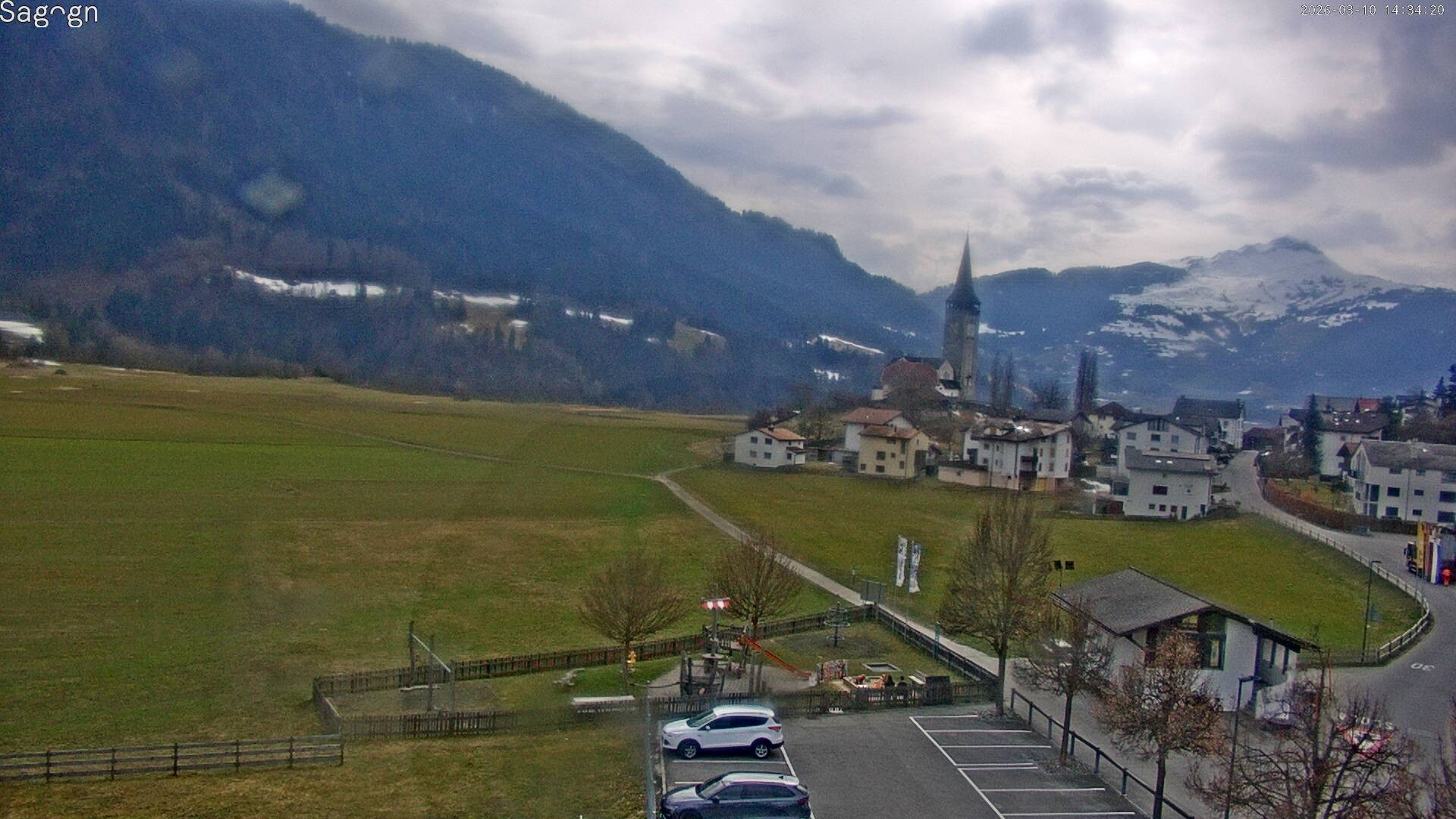 Archived image Webcam Sagogn next to Flims