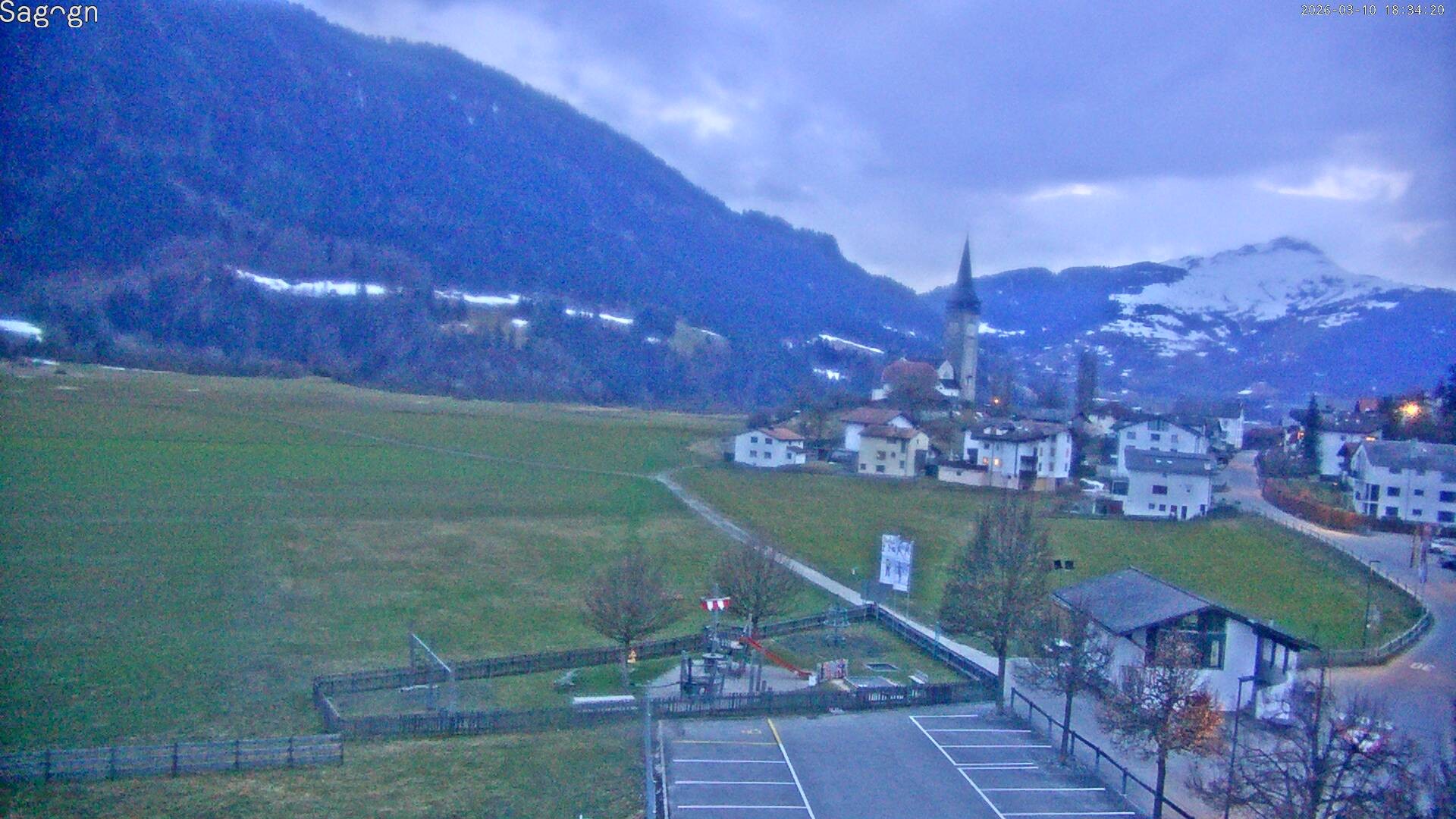 Archived image Webcam Sagogn next to Flims