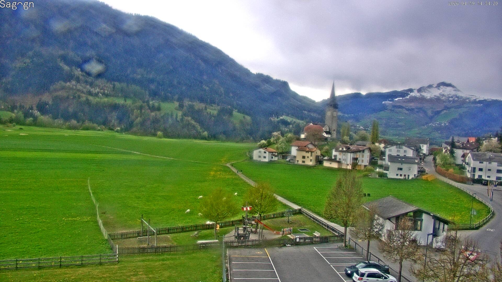 Archived image Webcam Sagogn next to Flims