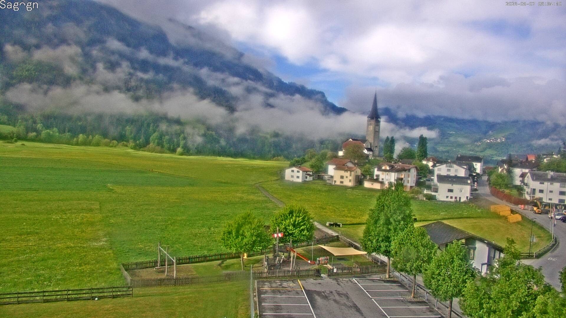 Archived image Webcam Sagogn next to Flims