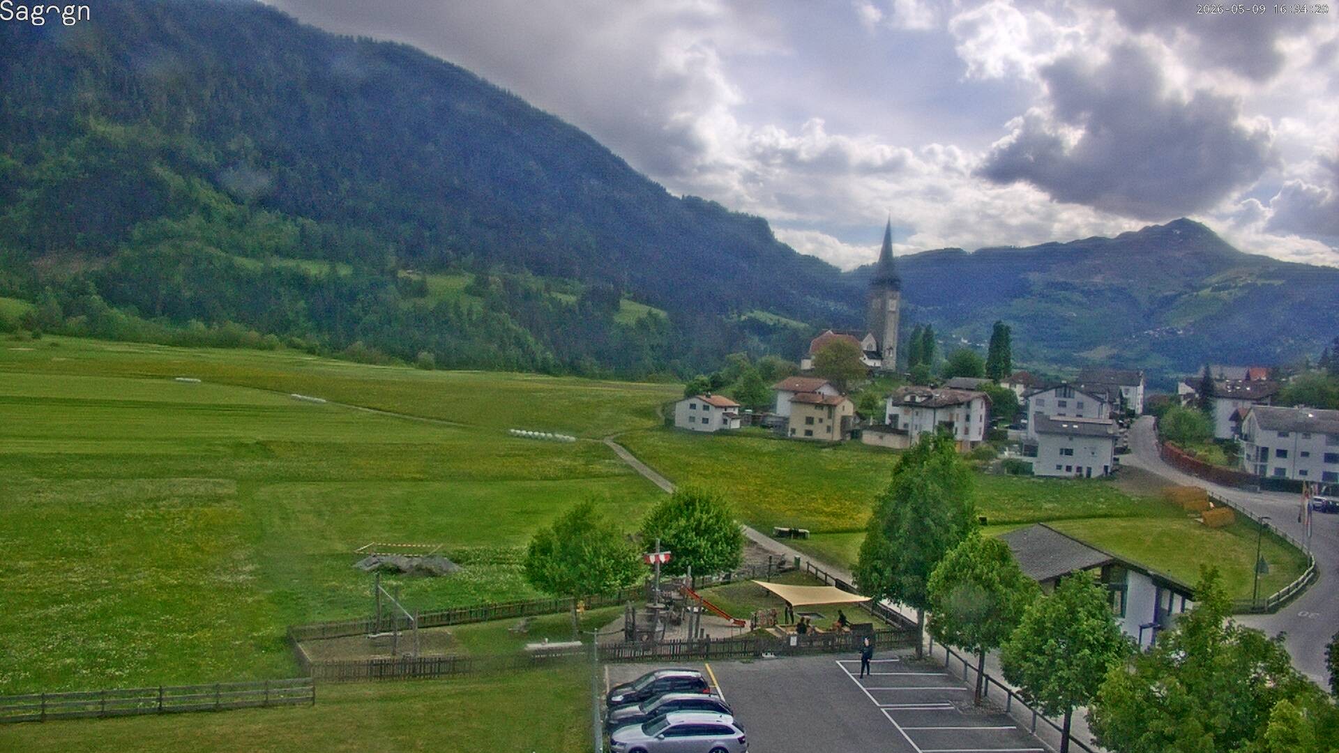 Archived image Webcam Sagogn next to Flims