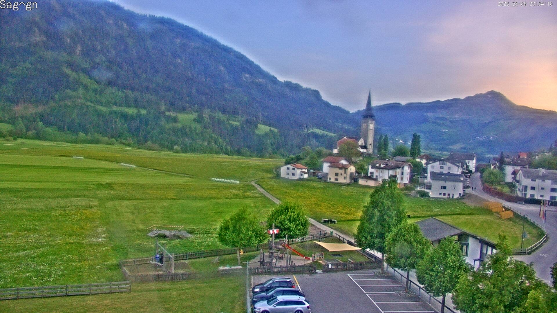 Archived image Webcam Sagogn next to Flims