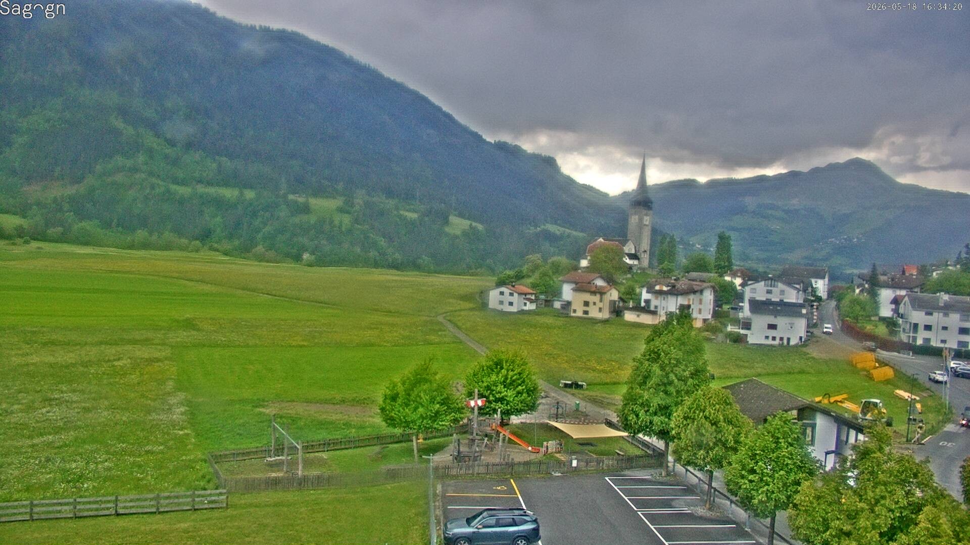 Archived image Webcam Sagogn next to Flims