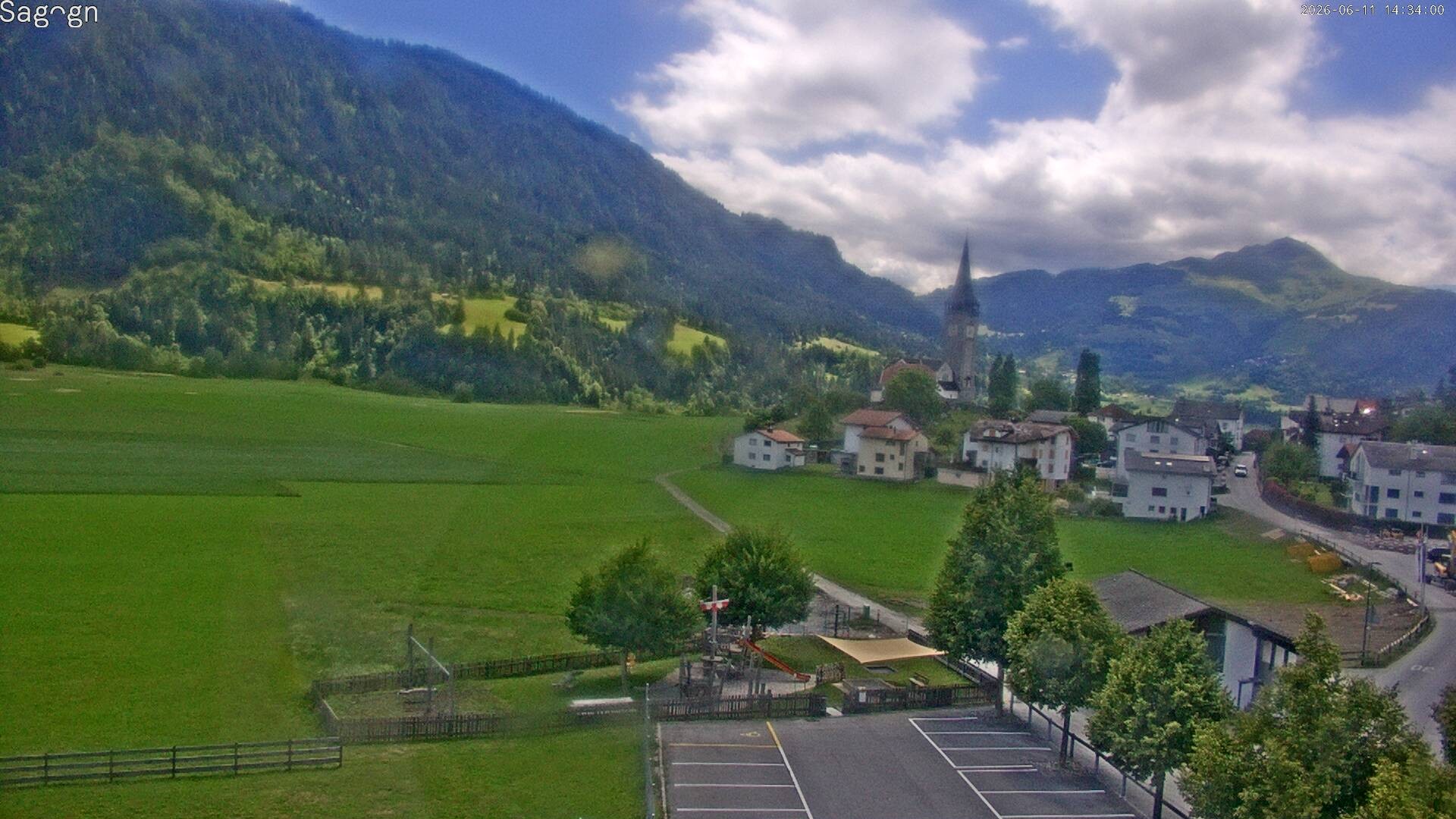 Archived image Webcam Sagogn next to Flims