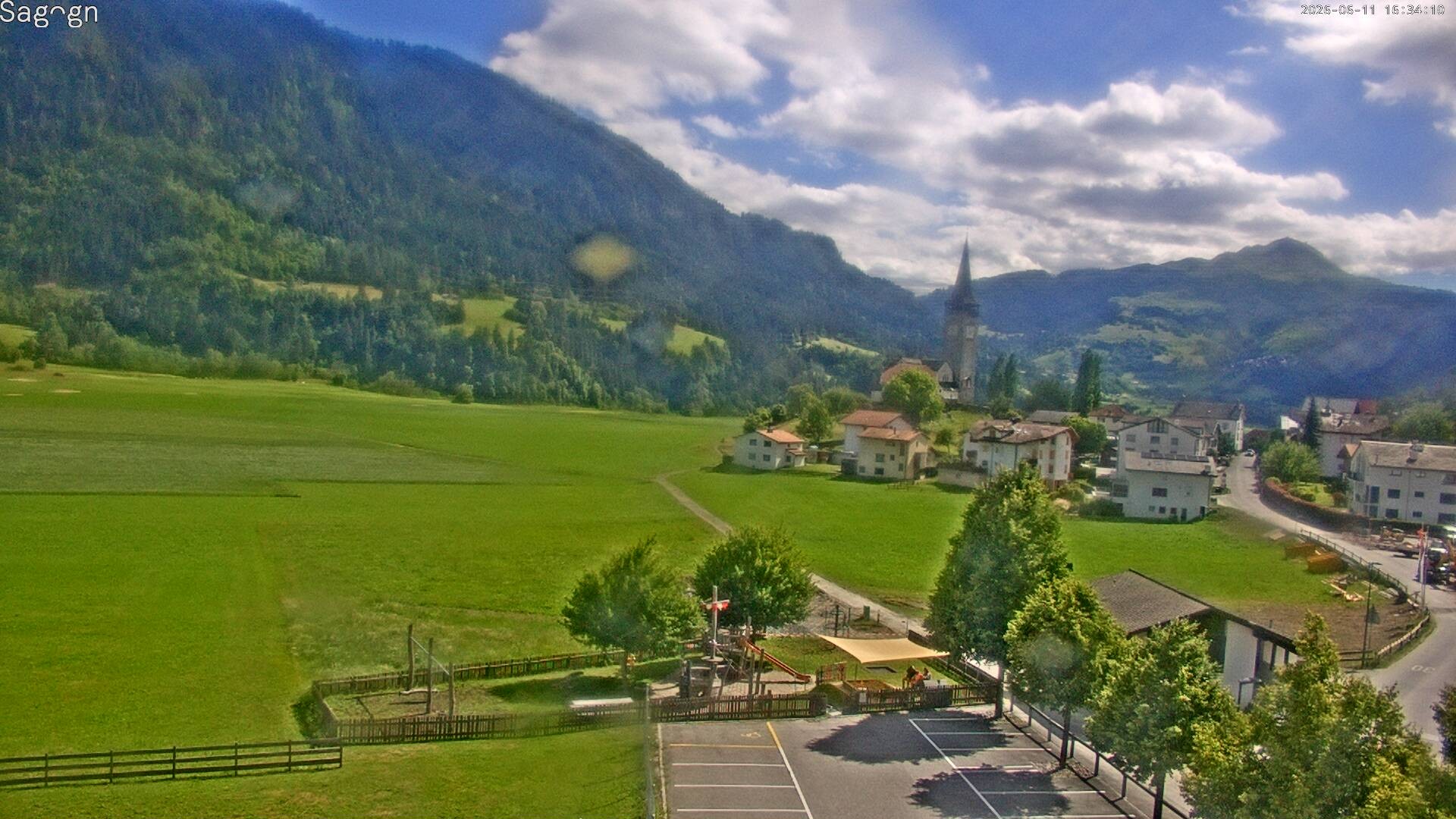Archived image Webcam Sagogn next to Flims
