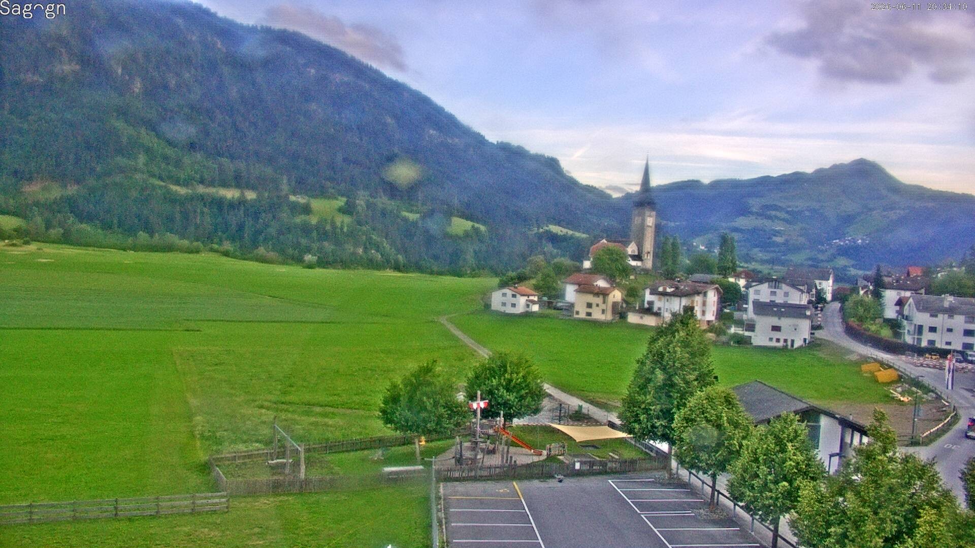 Archived image Webcam Sagogn next to Flims