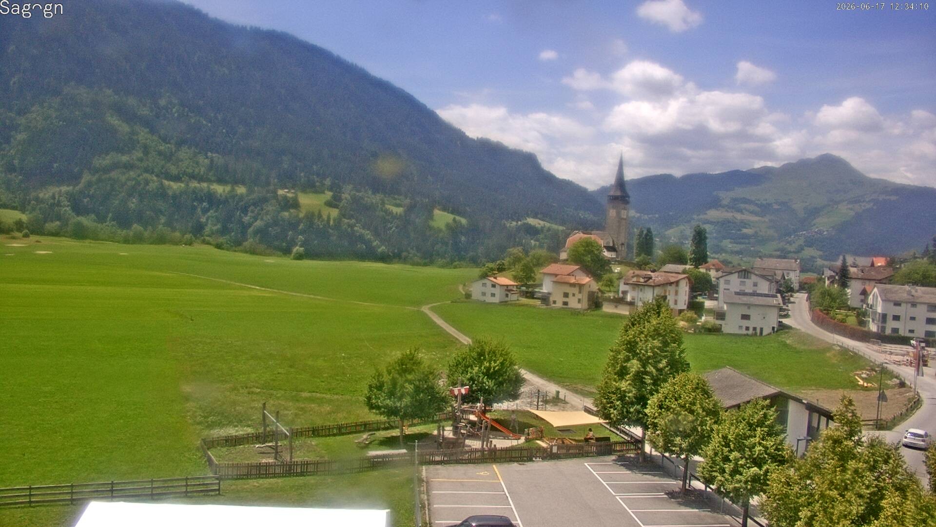 Archived image Webcam Sagogn next to Flims