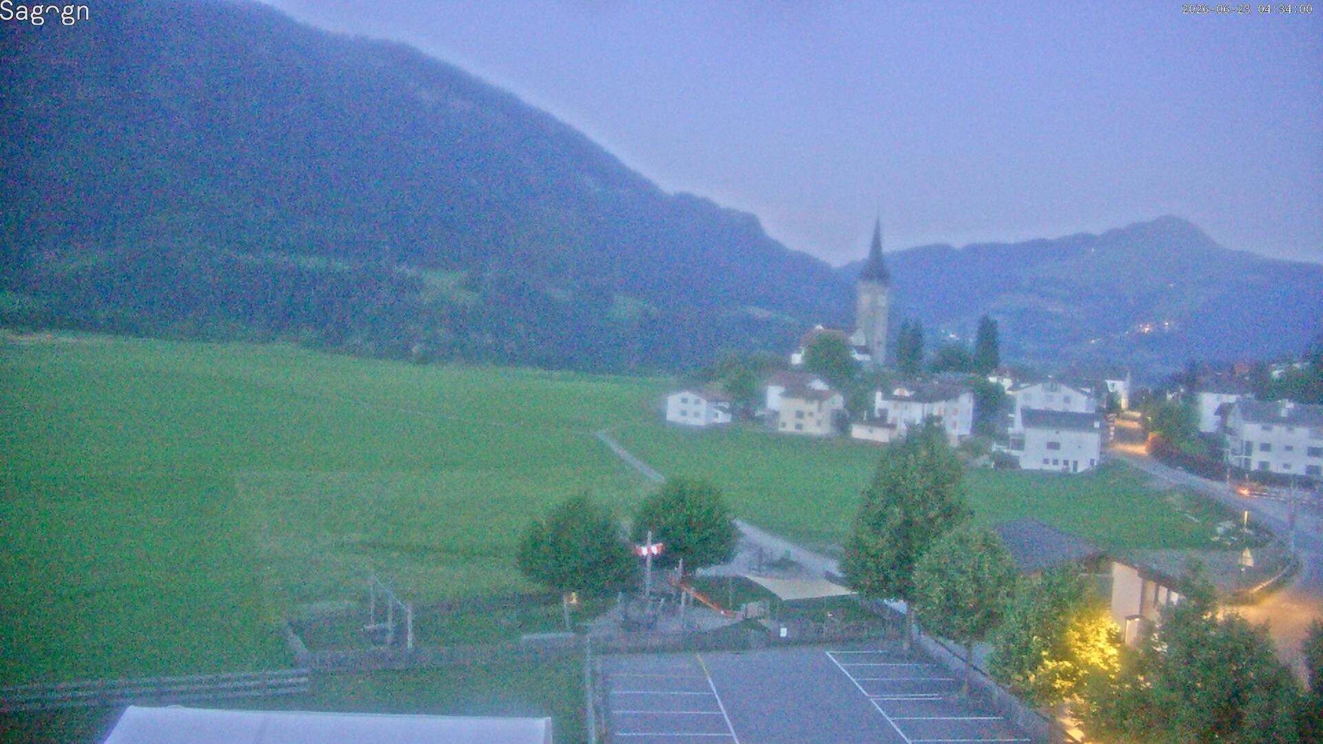Archived image Webcam Sagogn next to Flims