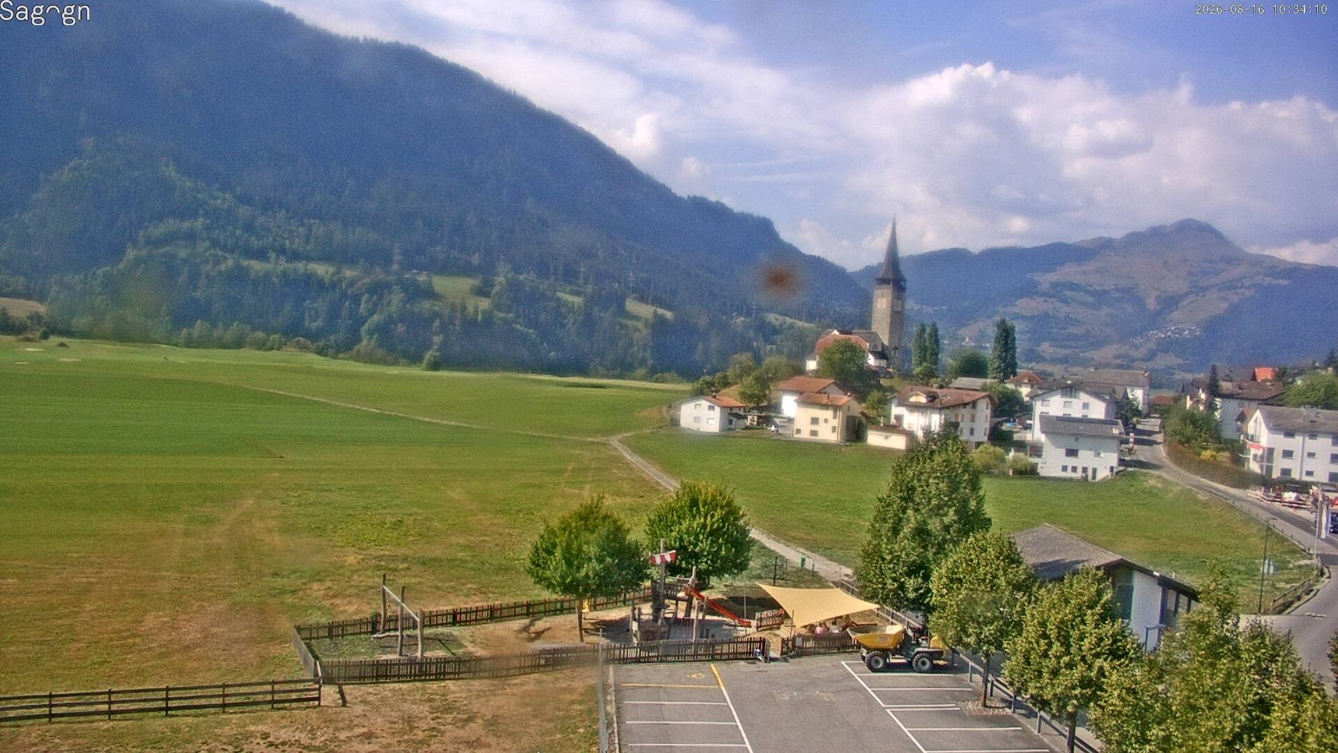 Archived image Webcam Sagogn next to Flims