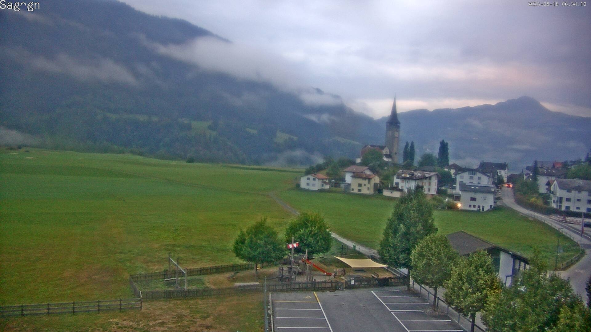 Archived image Webcam Sagogn next to Flims