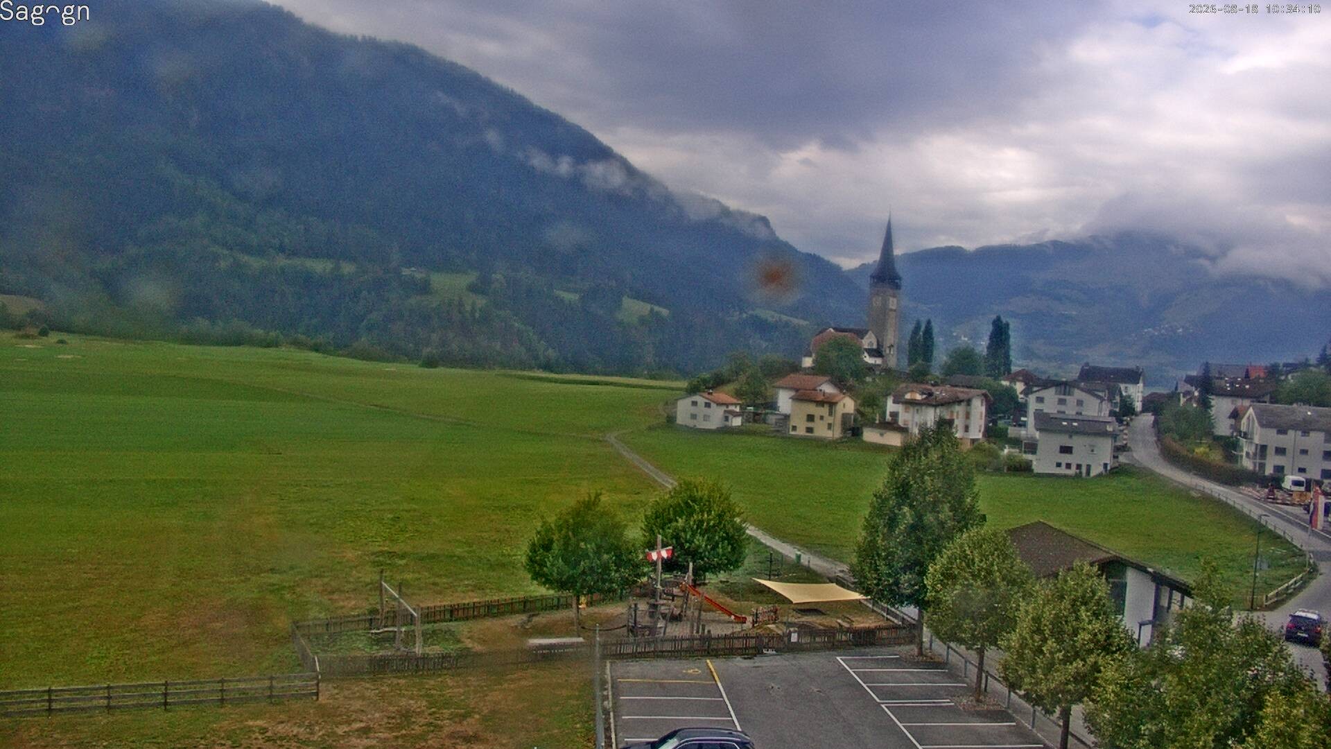 Archived image Webcam Sagogn next to Flims