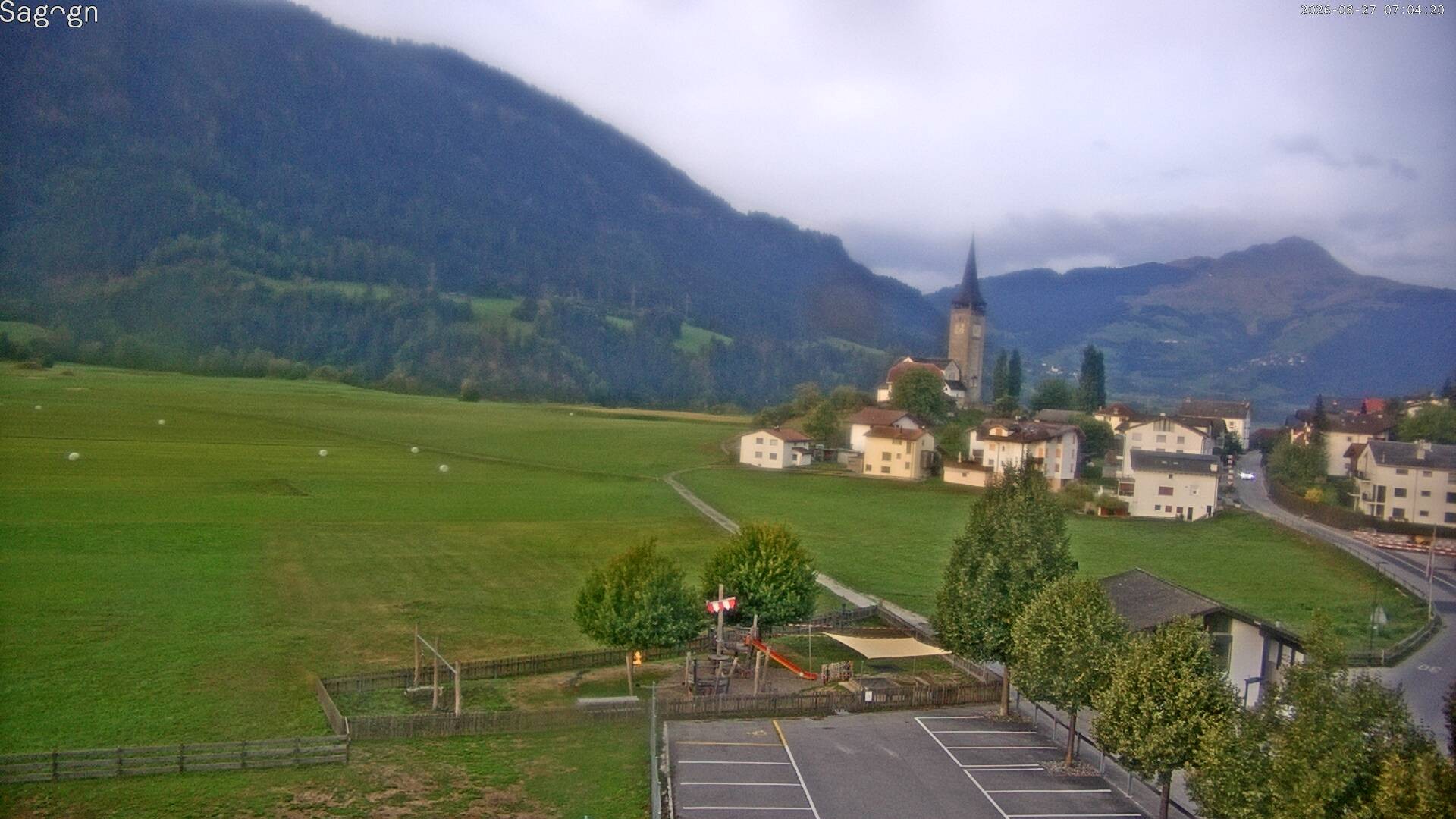 Archived image Webcam Sagogn next to Flims