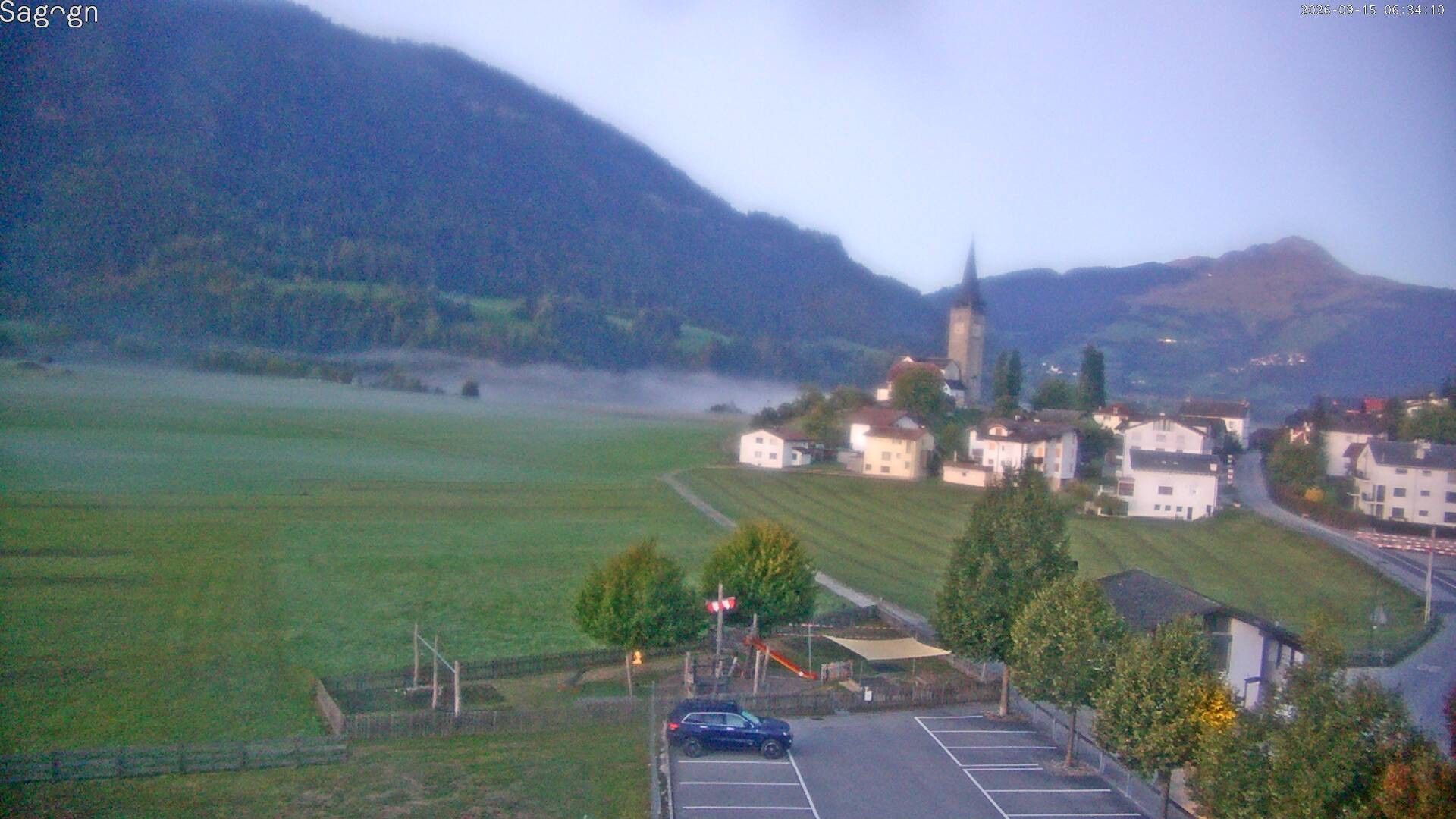 Archived image Webcam Sagogn next to Flims