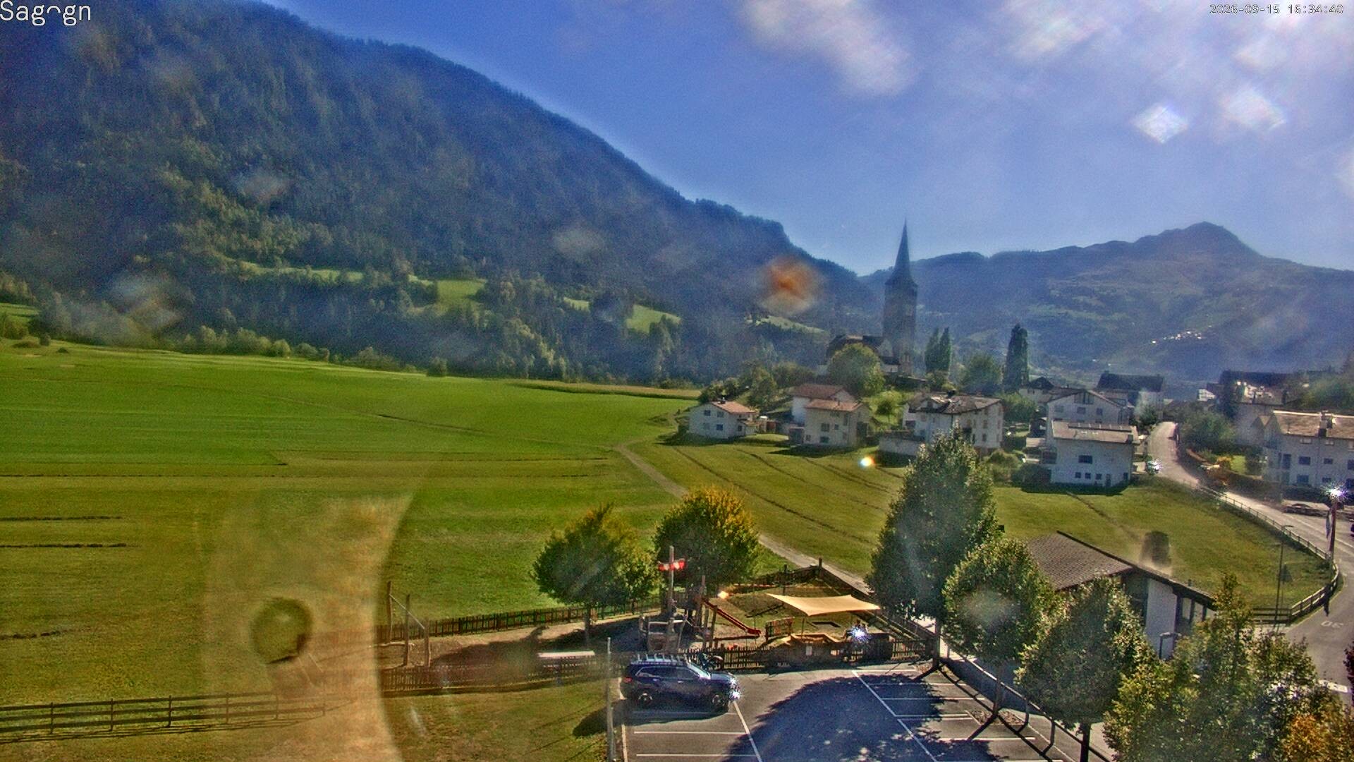 Archived image Webcam Sagogn next to Flims