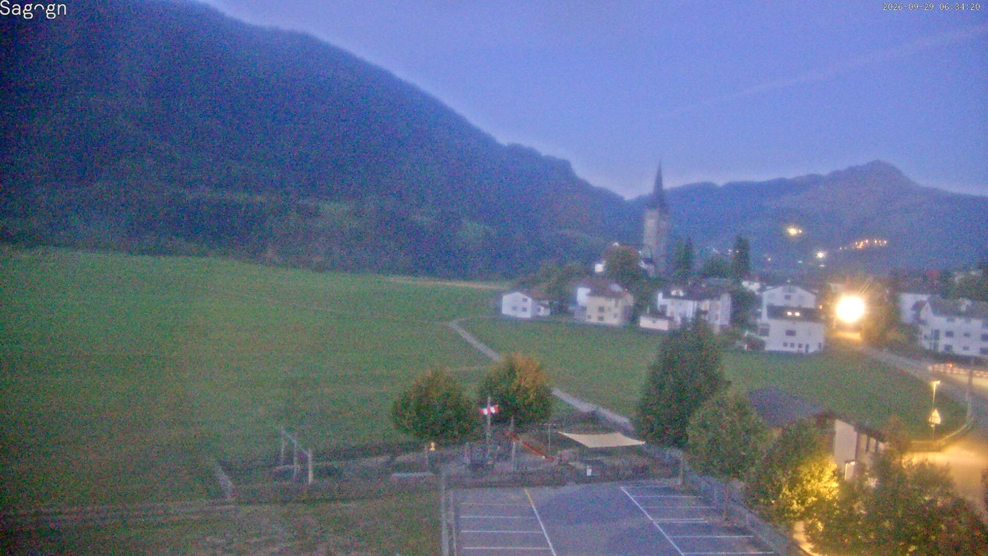Archived image Webcam Sagogn next to Flims