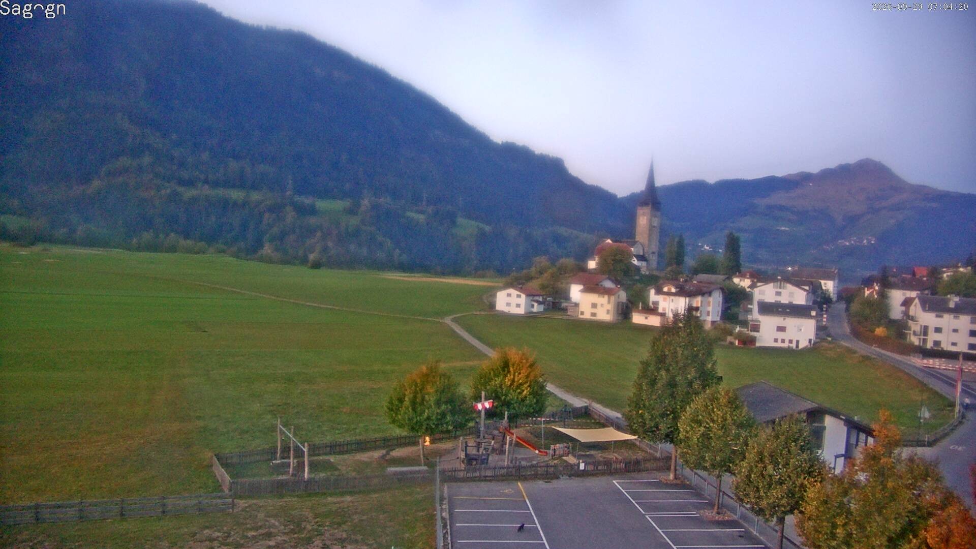 Archived image Webcam Sagogn next to Flims
