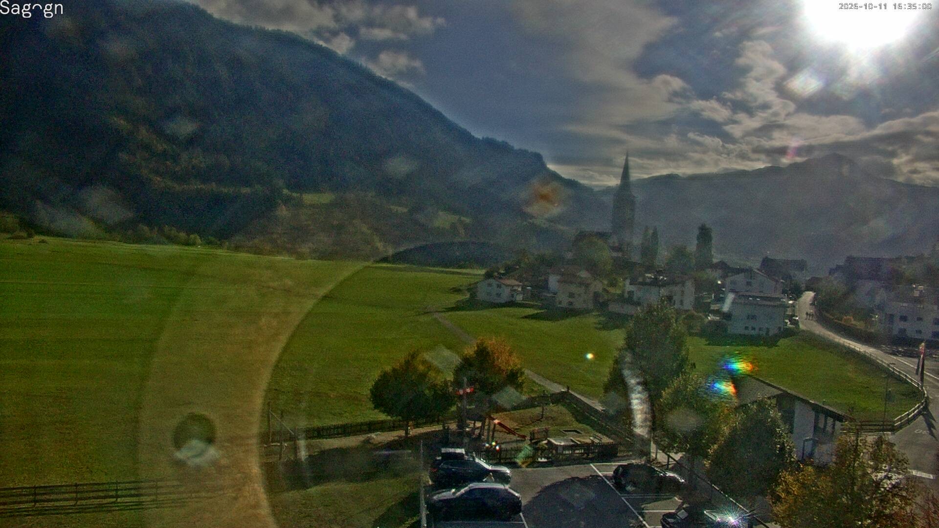 Archived image Webcam Sagogn next to Flims