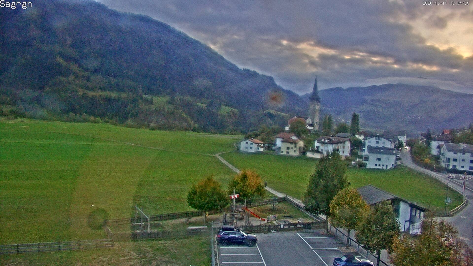 Archived image Webcam Sagogn next to Flims