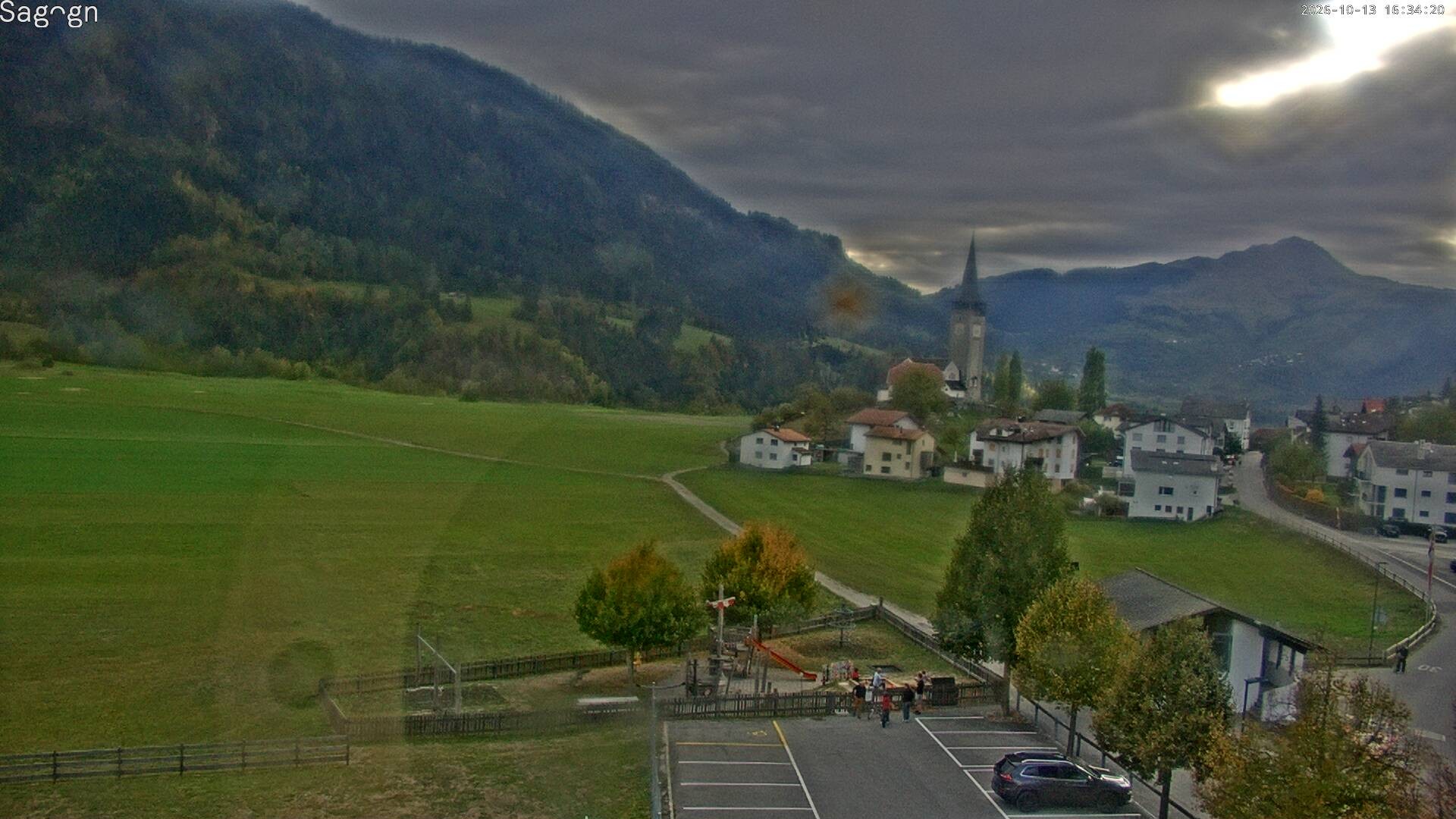 Archived image Webcam Sagogn next to Flims