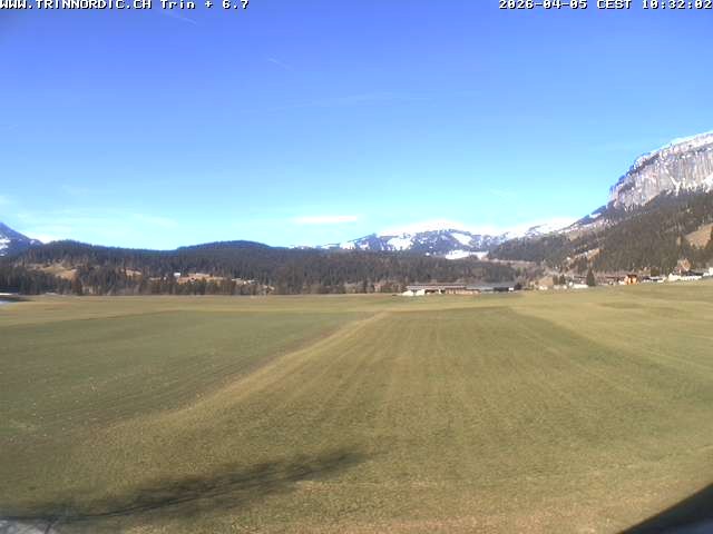 Archived image Webcam Trin (near Flims)