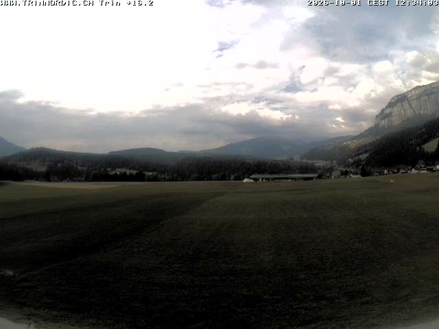 Archived image Webcam Trin (near Flims)
