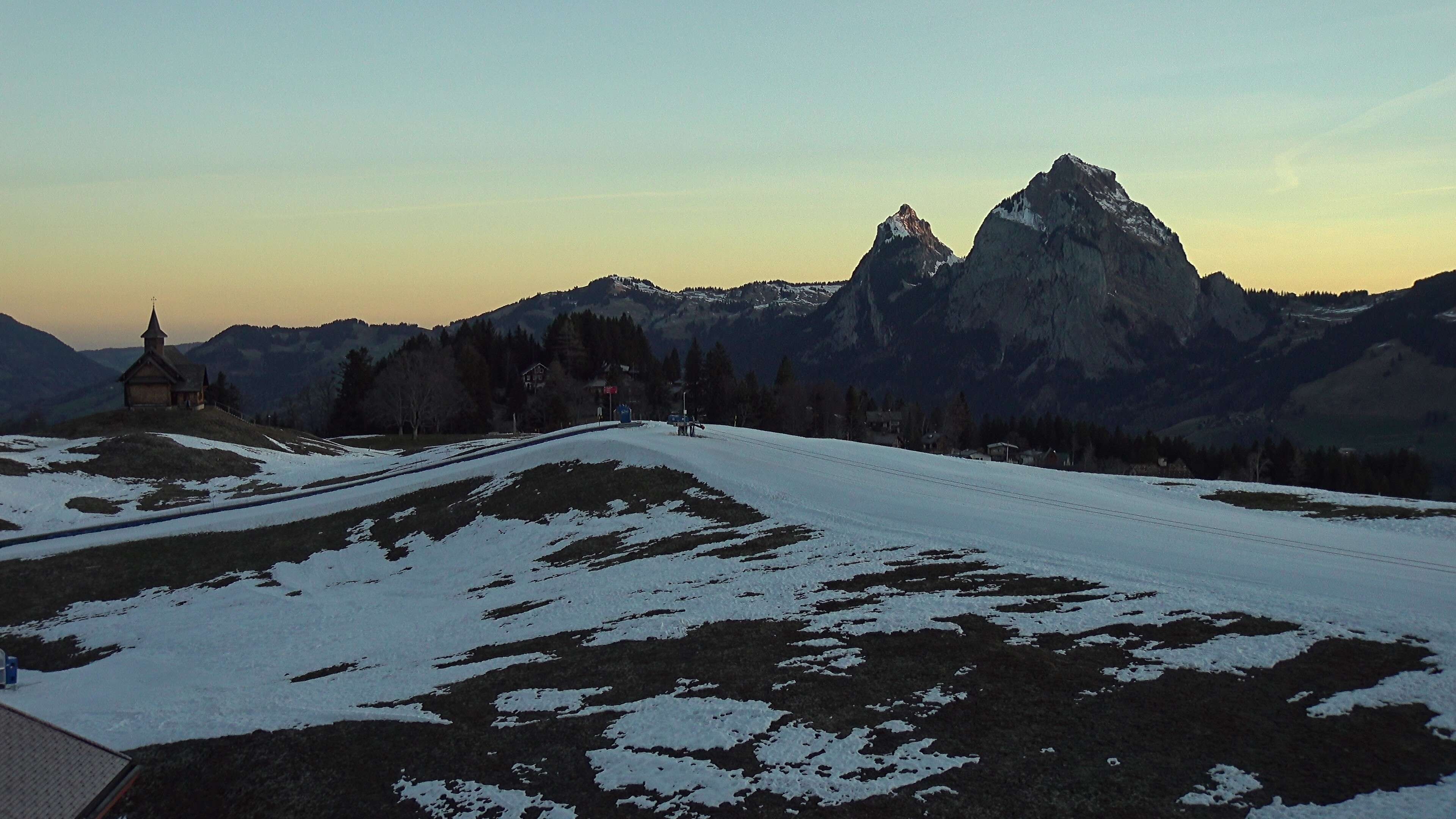 Archiv Foto Webcam Bergstation Standseilbahn Schwyz-Stoos, Vierwaldstättersee